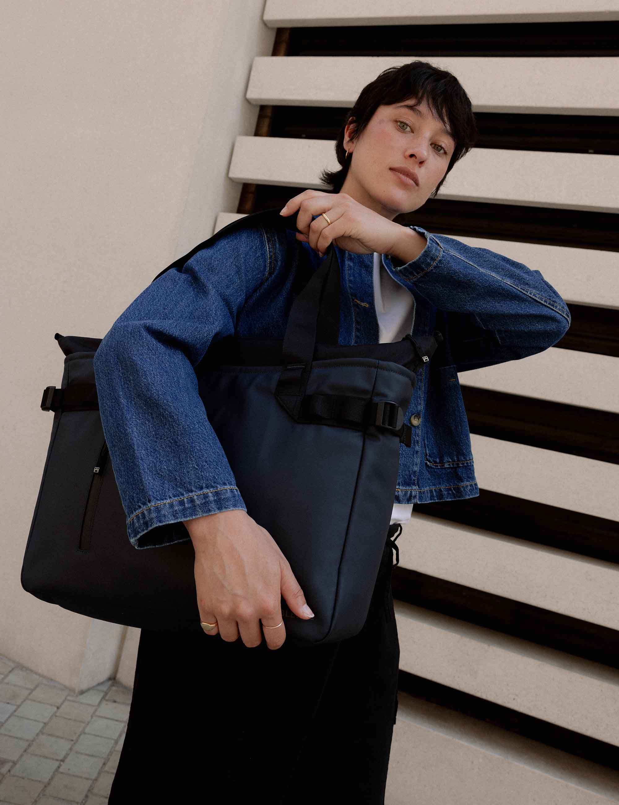 Stubble & Co Laptop Tote Bag 20L - Midnight Blue