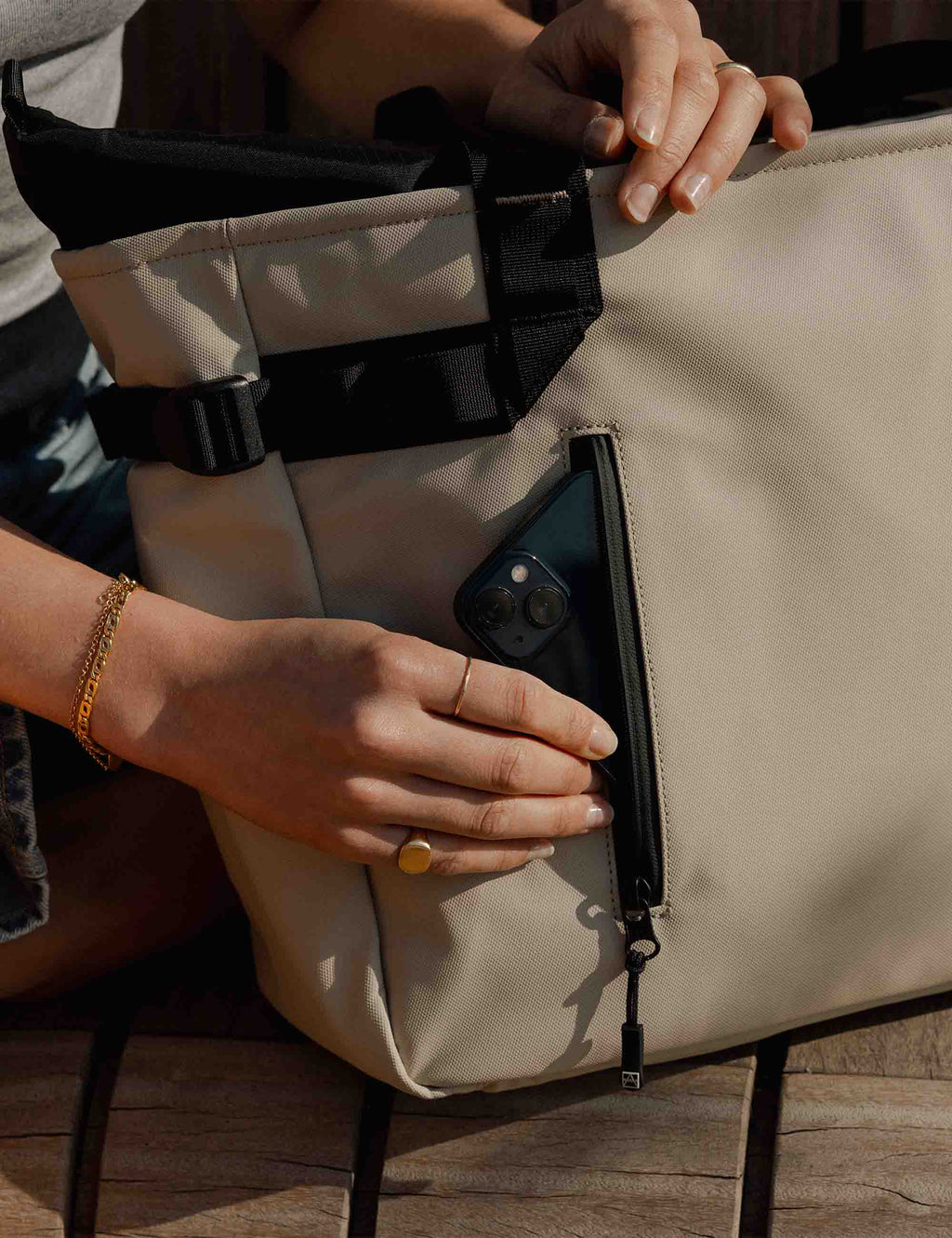 Laptop Tote Bag 20L - Sand