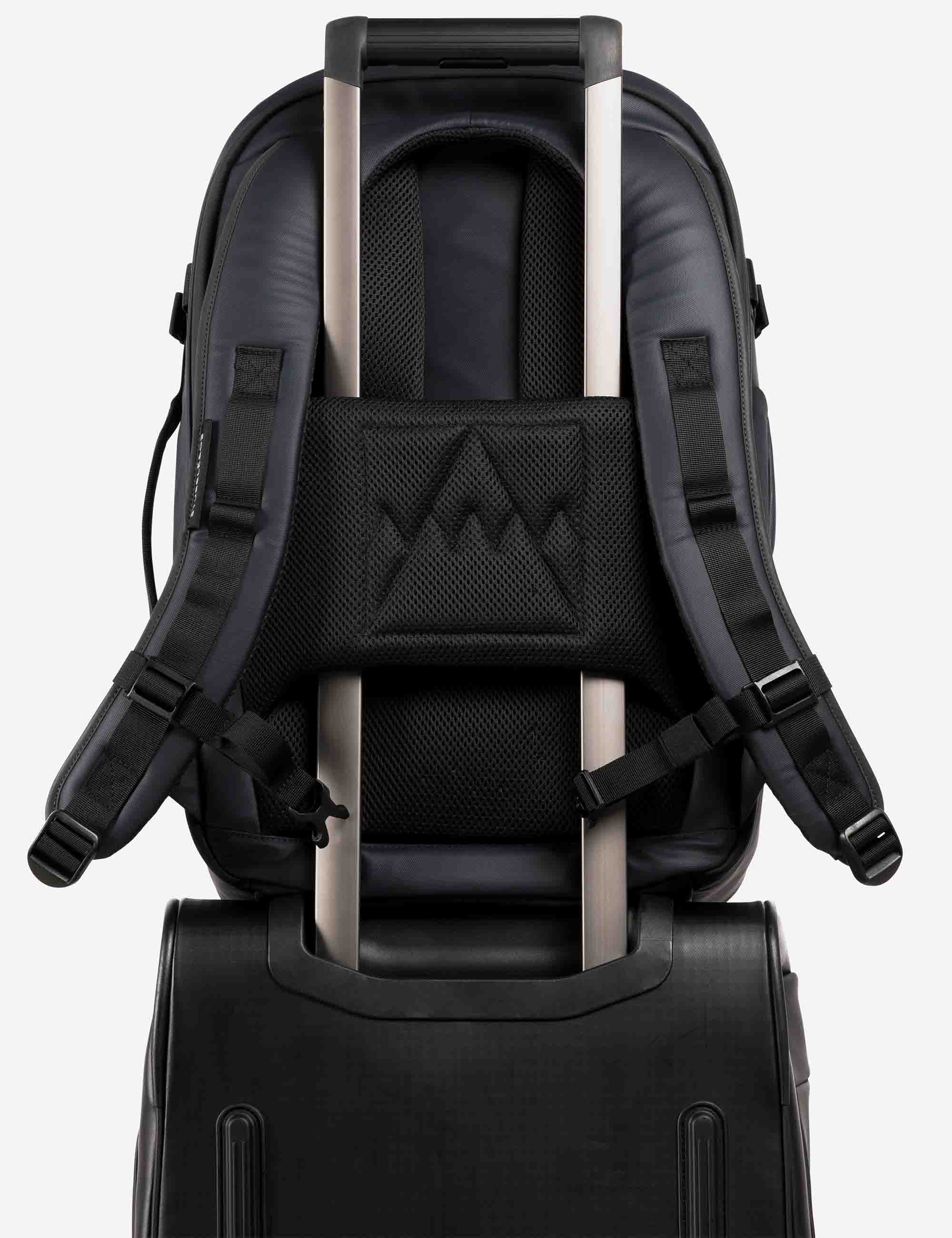 Stubble & Co Hybrid Backpack 30L - Midnight Blue