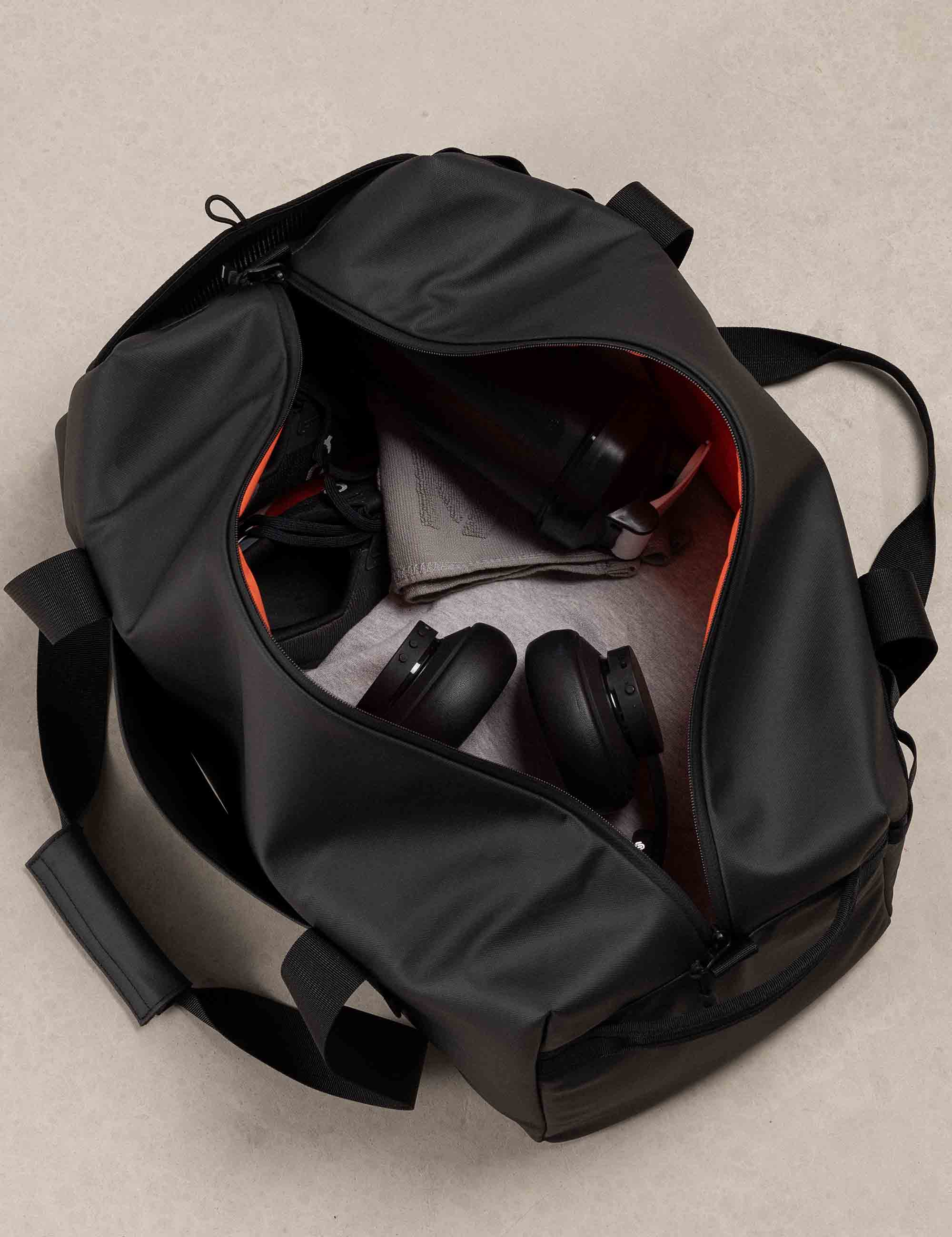 Stubble & Co Gym Duffel Bag 25L - All Black