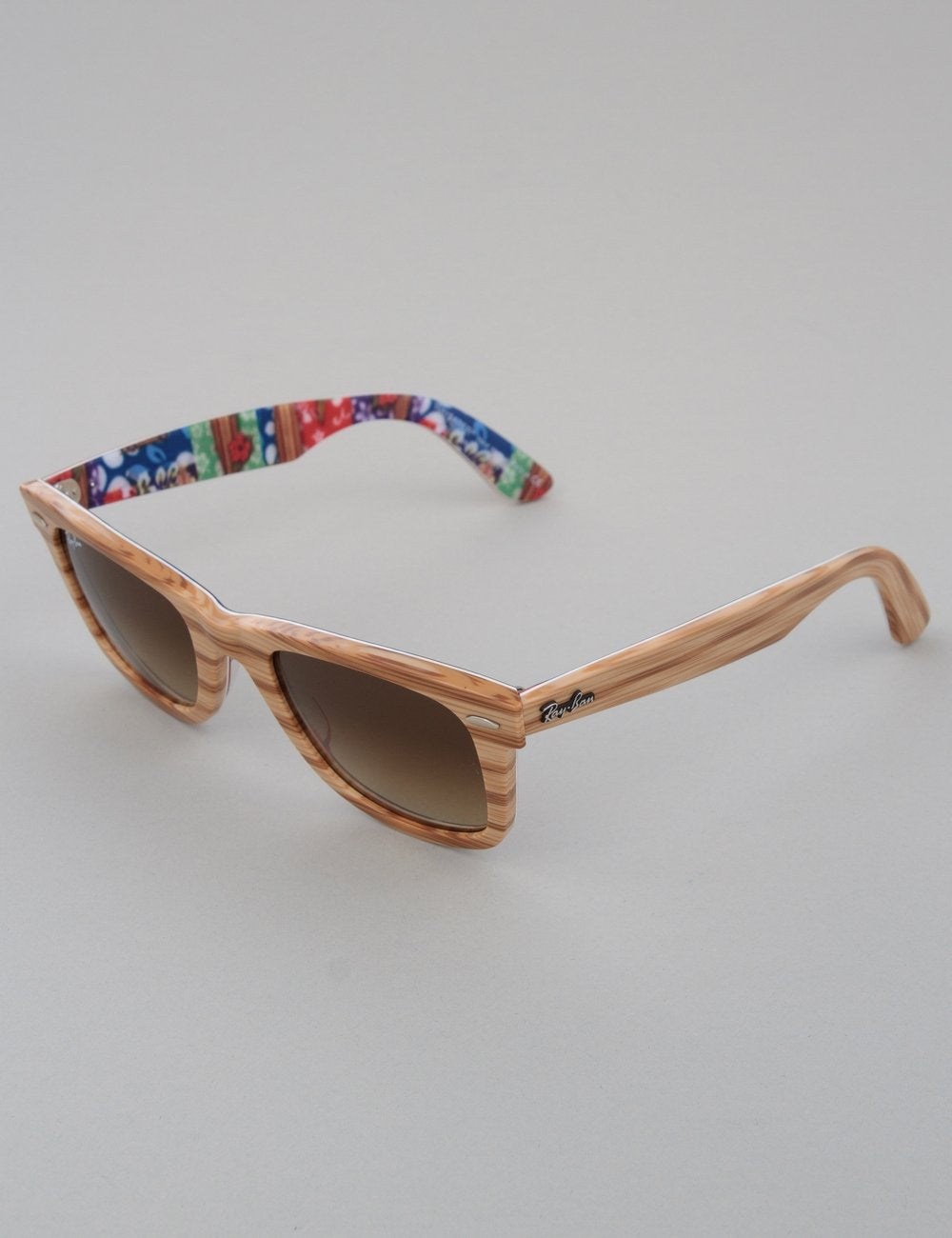 Original Wayfarer Sunglasses - Wood Surfs Up // Brown Gradient