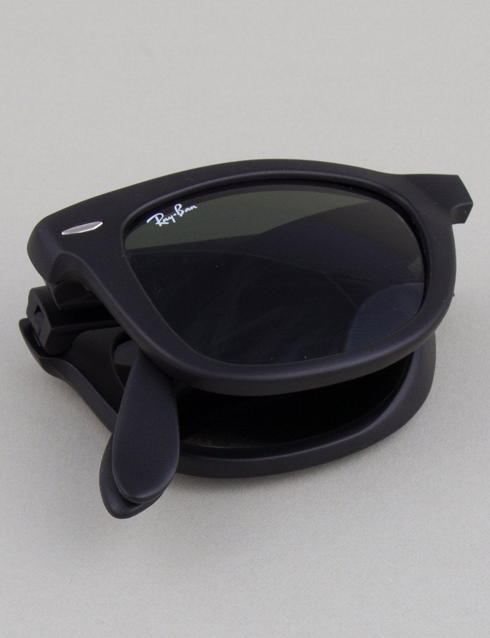 Folding Wayfarer Sunglasses - Matte Black // Crystal Green
