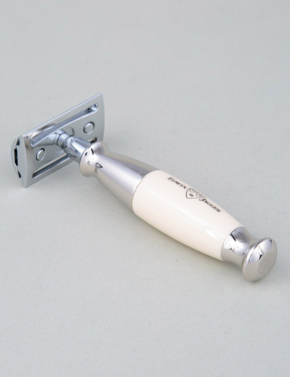 Safety DE Razor - Ivory & Nickel
