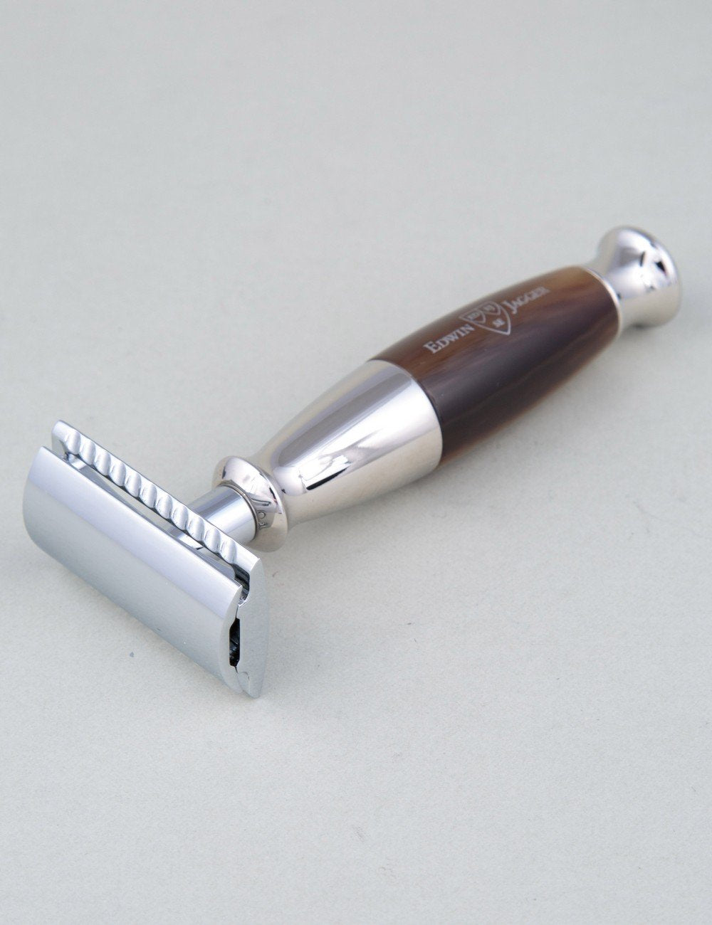 Safety DE Razor - Light Horn & Nickel
