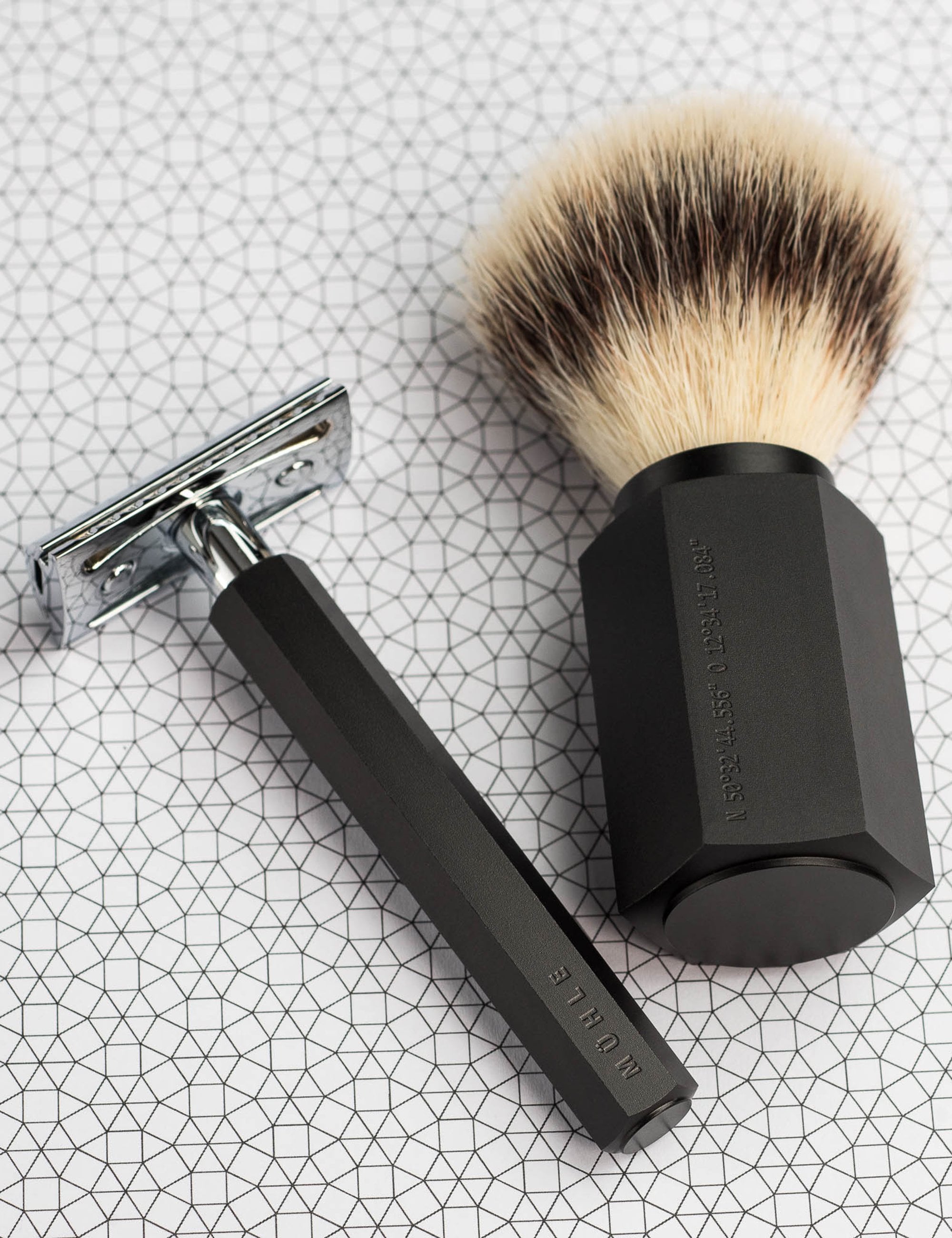 Muhle HEXAGON Silvertip Fibre 3-Piece Shaving Set - Graphite