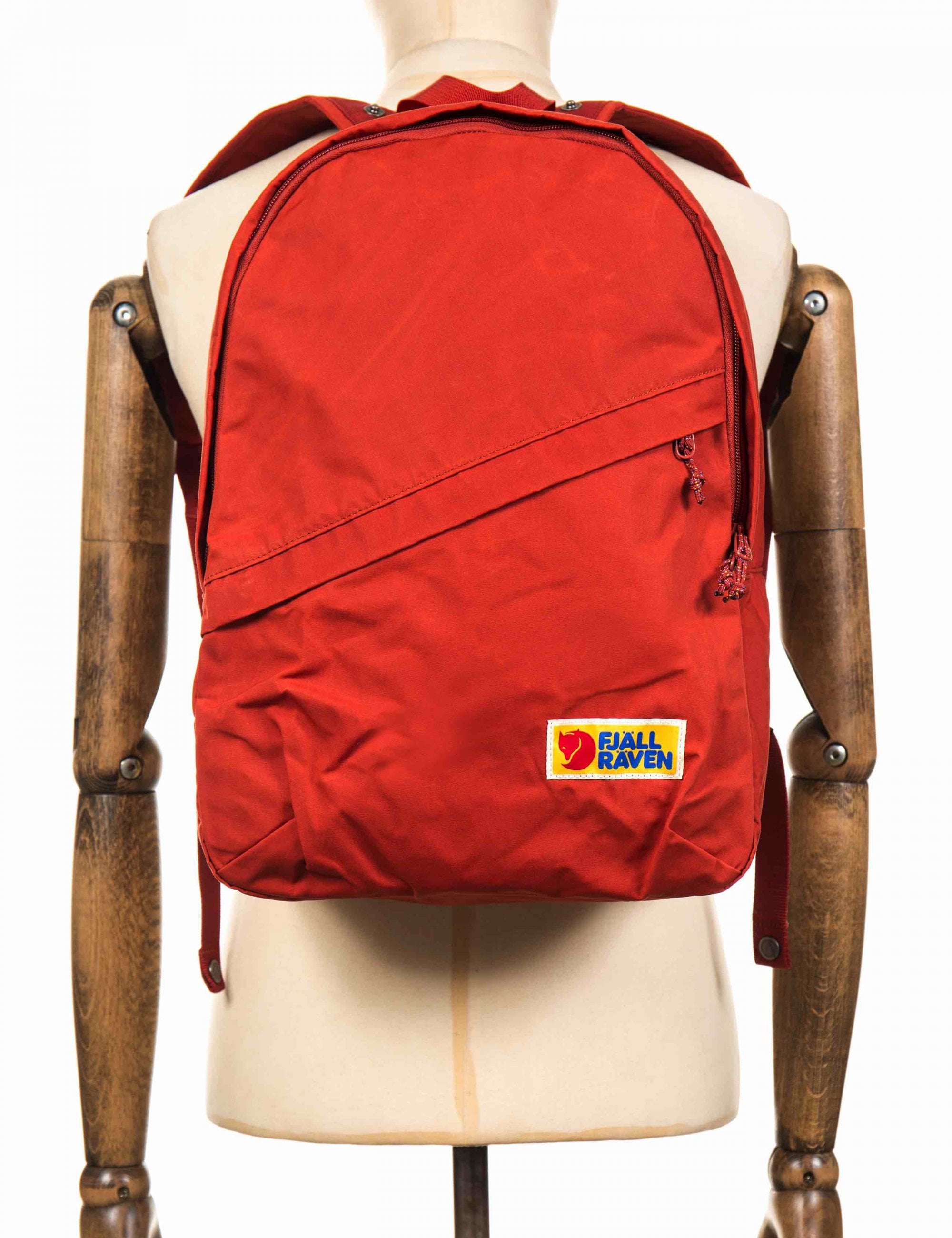 Vardag Backpack 25L - Cabin Red