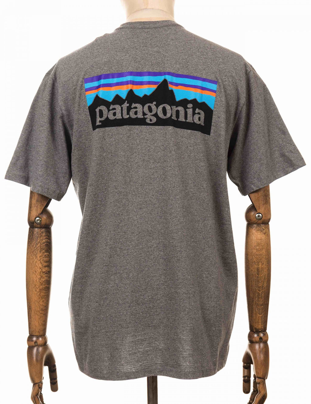 P-6 Logo Responsibili T-Shirt - Gravel Heather
