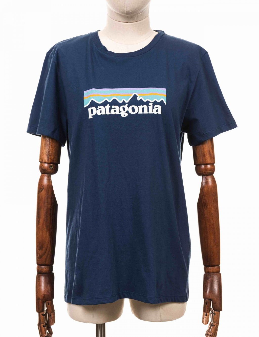 Women's organic T-shirt, blue, crew neck with Patagonia logo graphic