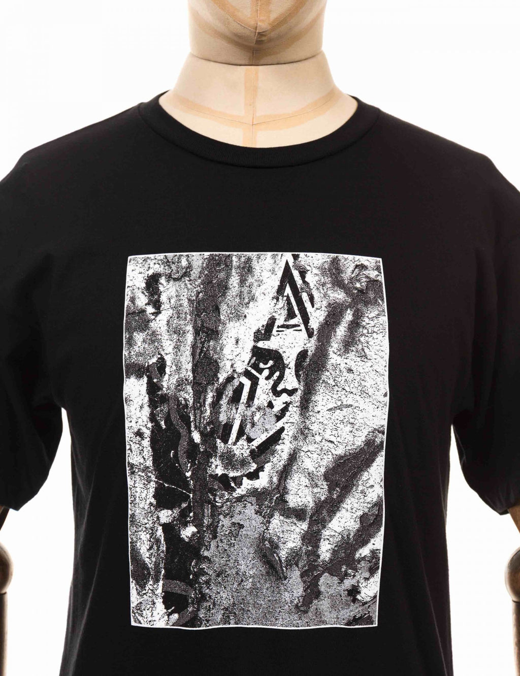 Torn Icon Star Basic T-Shirt - Black