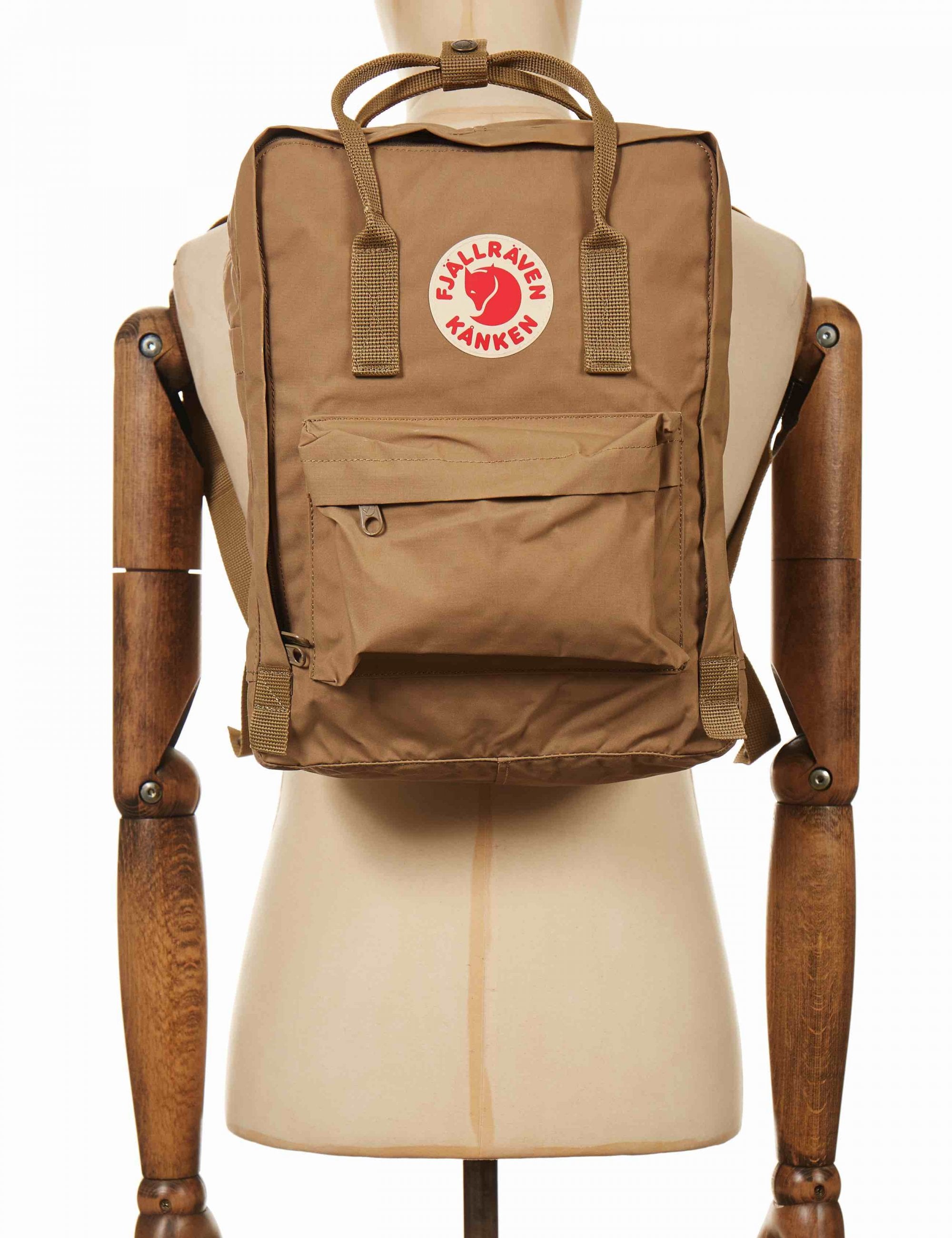 Fjallraven Kanken Classic Backpack — Clay