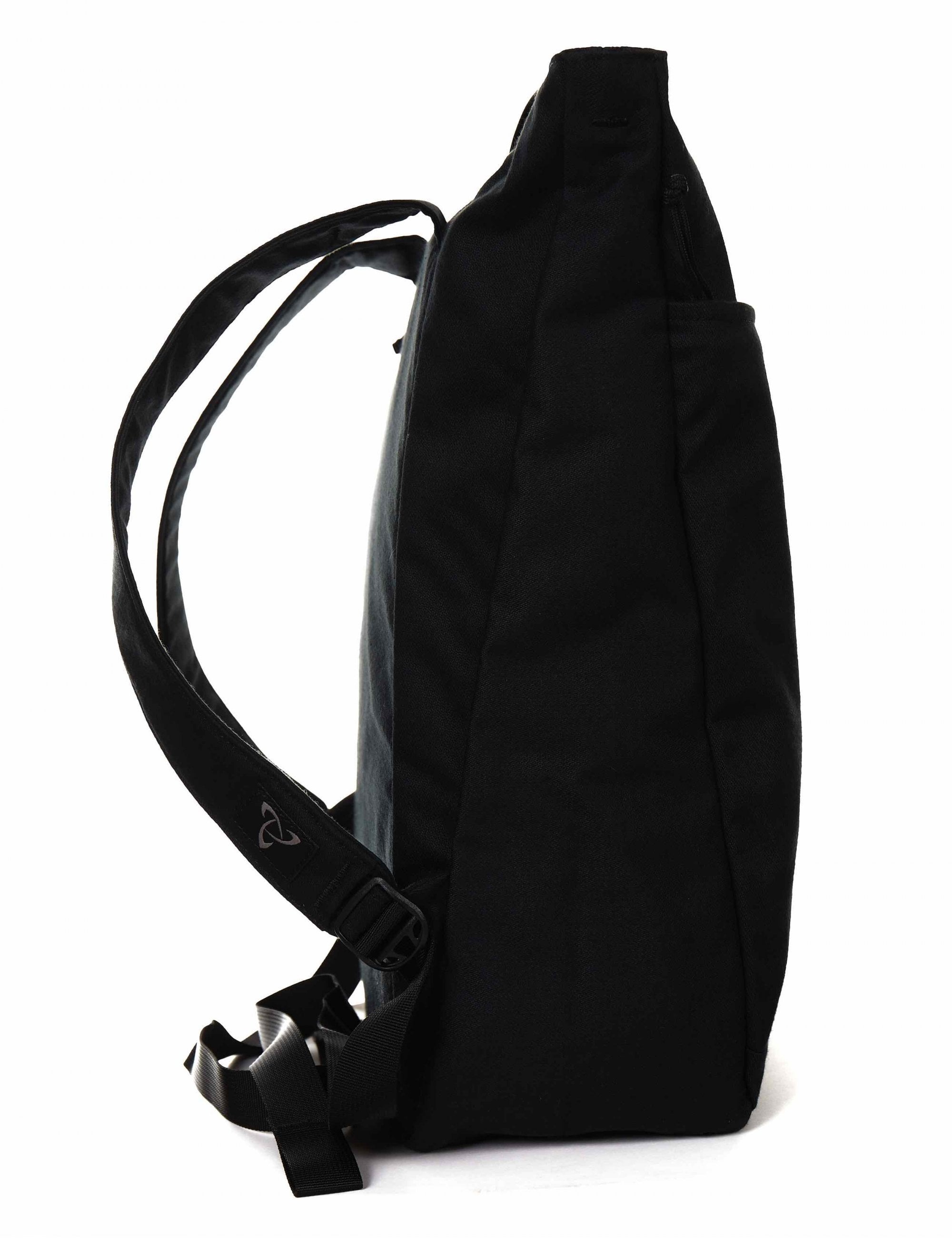 Super Market 22L Tote Backpack - Black