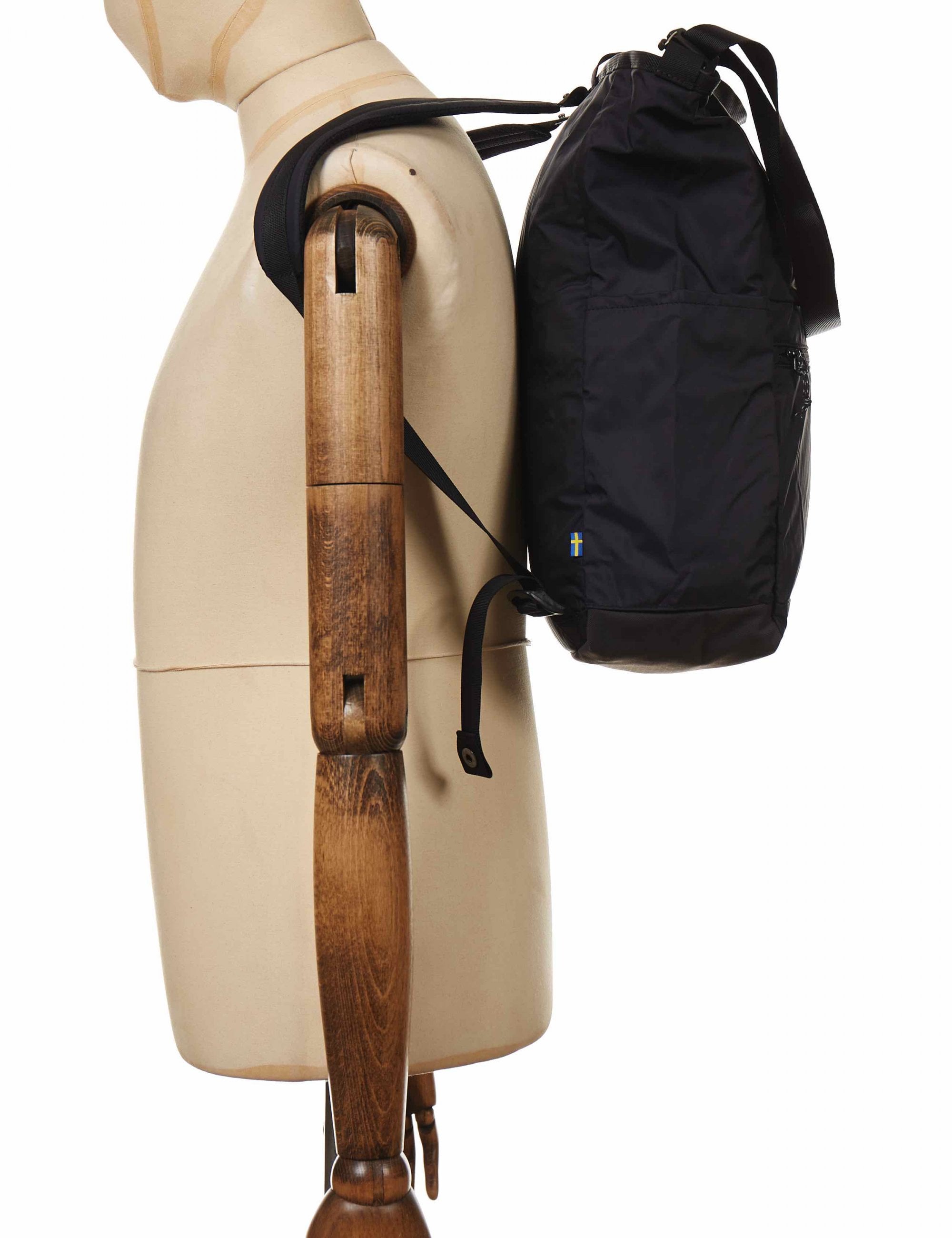 High Coast 23L Totepack - Black