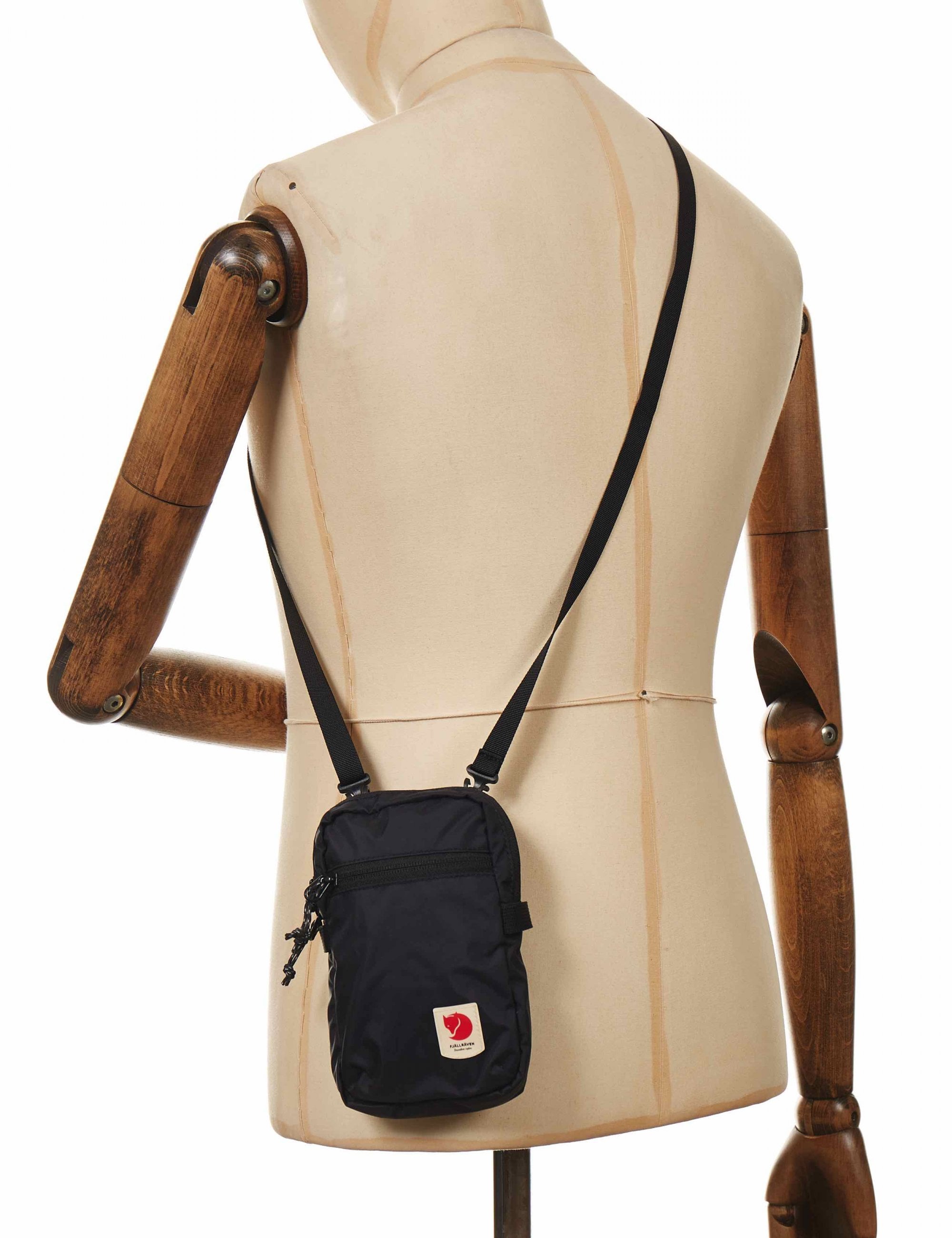 High Coast 1L Pocket - Black