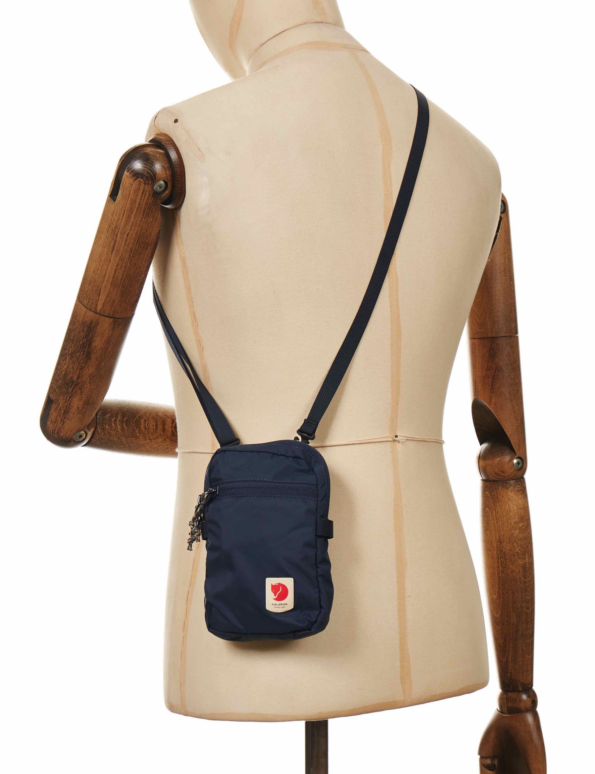 High Coast 1L Pocket - Navy