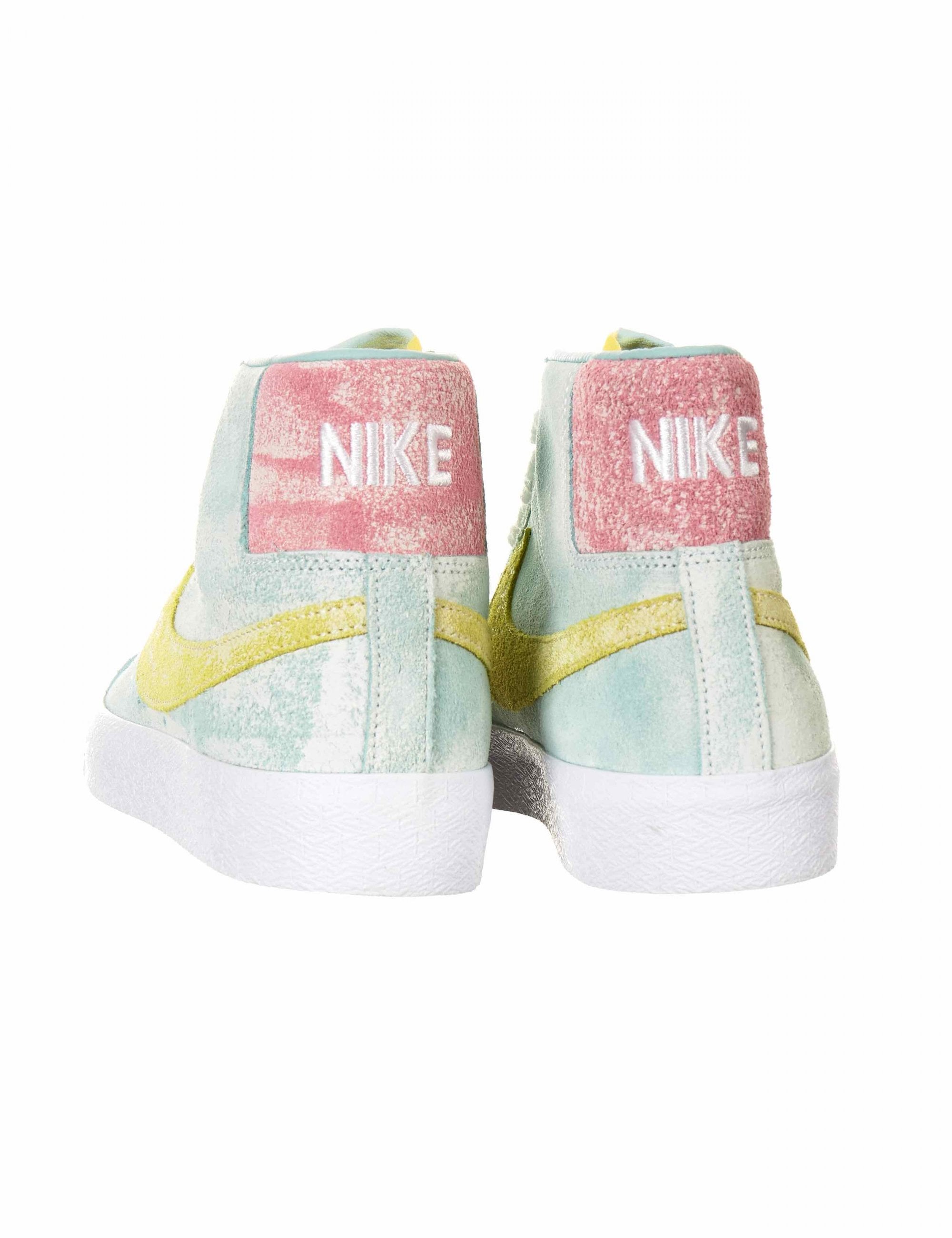 Zoom Blazer Mid Premium Trainers - Light Dew/Green Glow