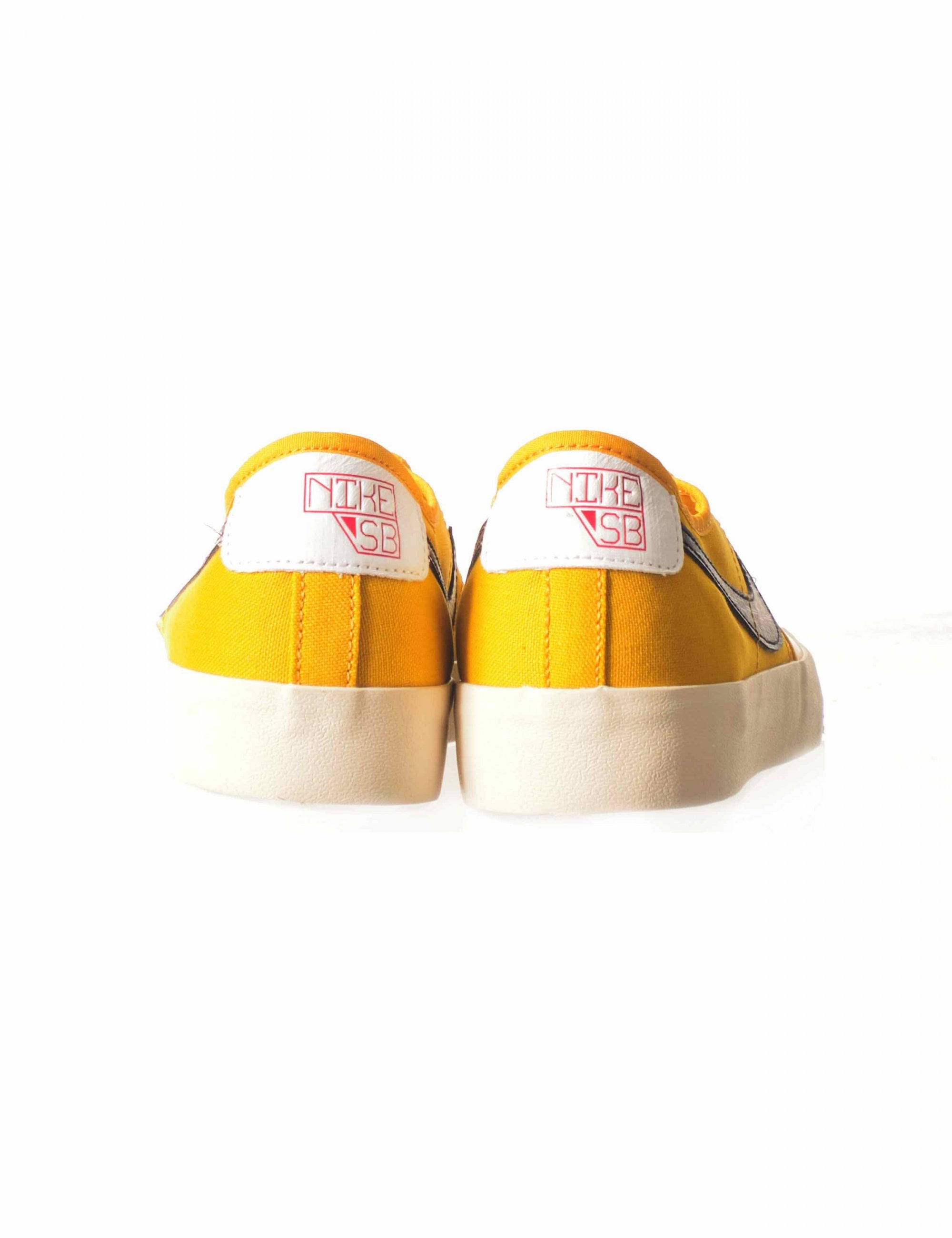 Blazer Court DVDL Trainers - Dark Sulfur