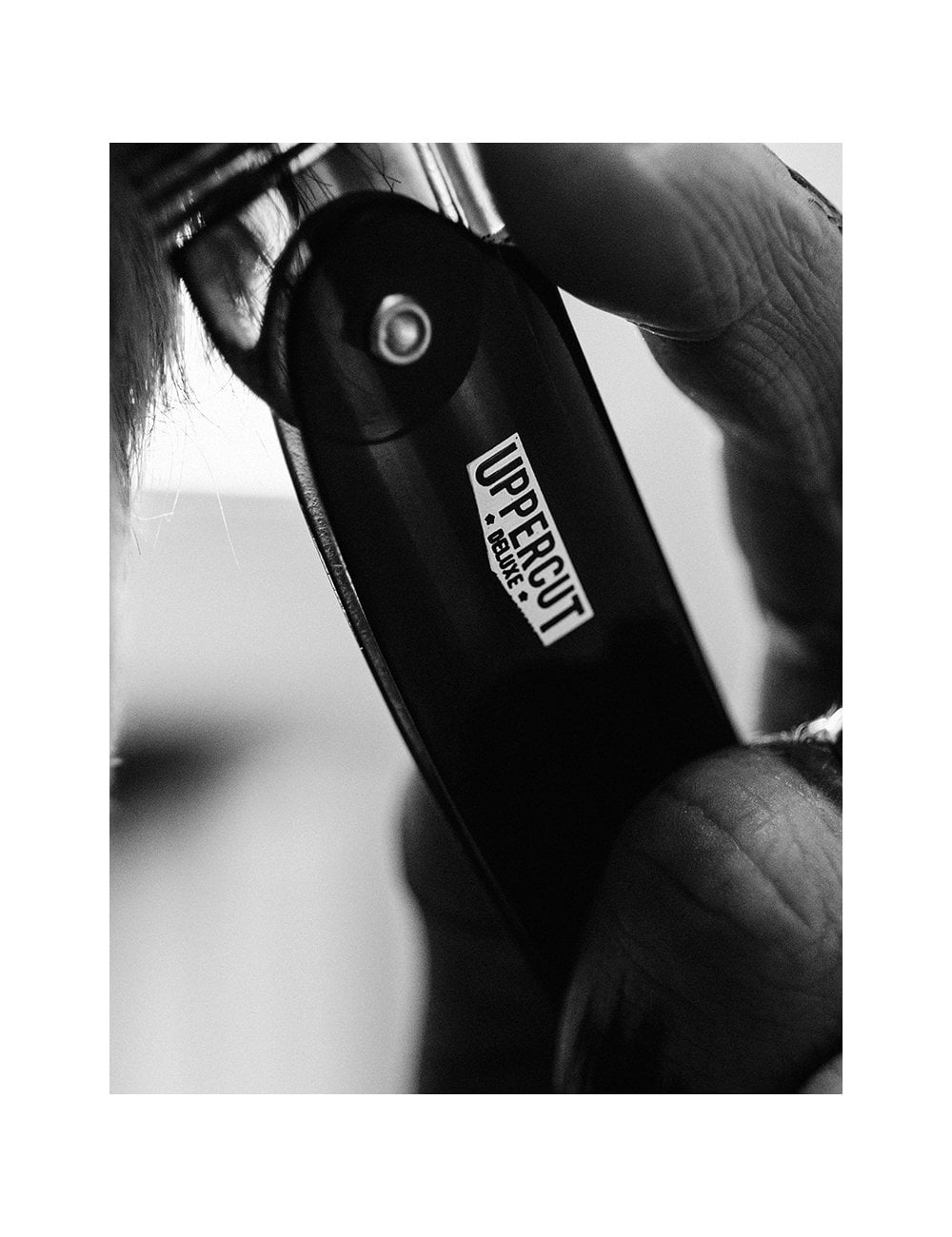 Uppercut Deluxe Flip Comb - Tortoiseshell CT7