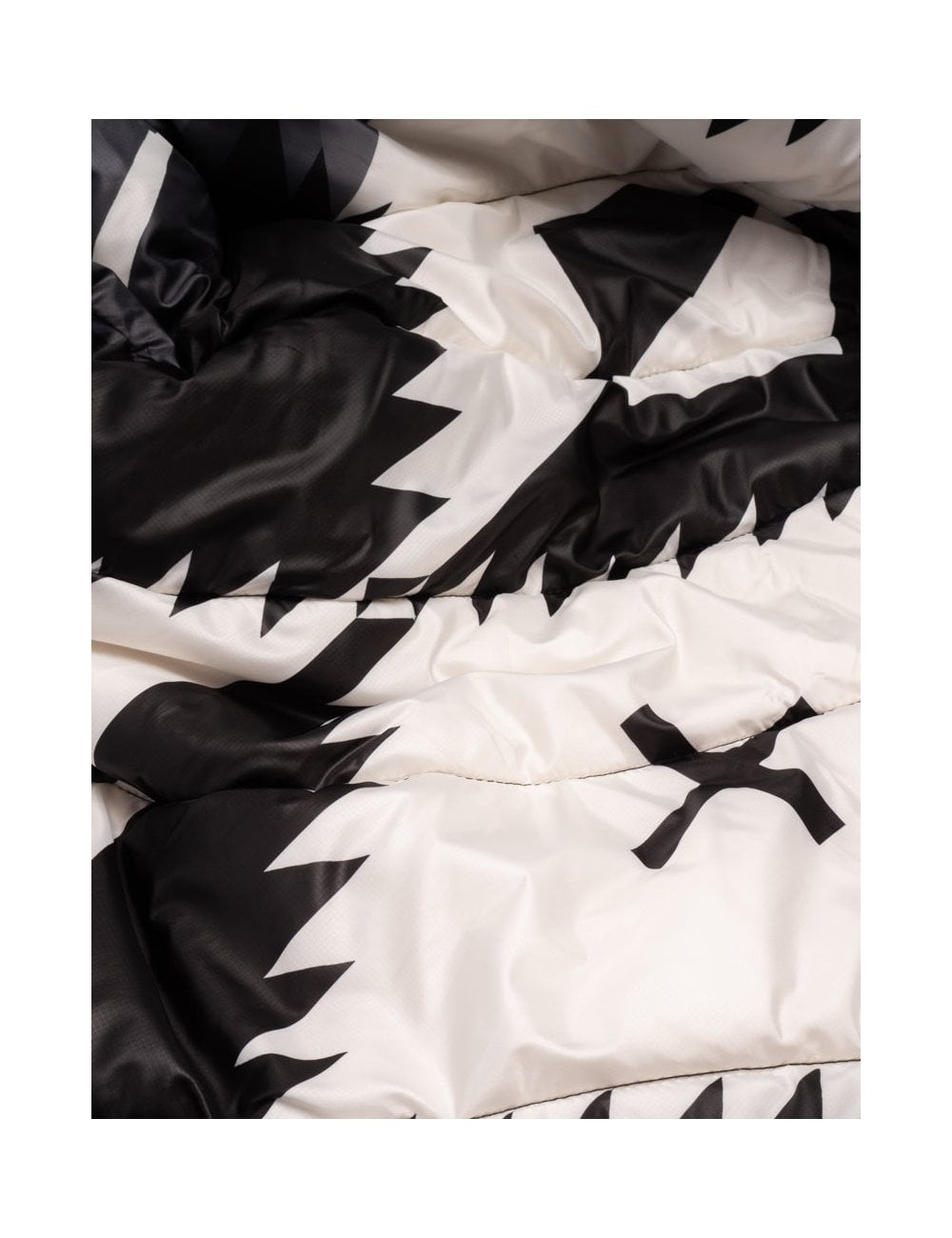 Sherpa Puffy Blanket - Woven Daydream