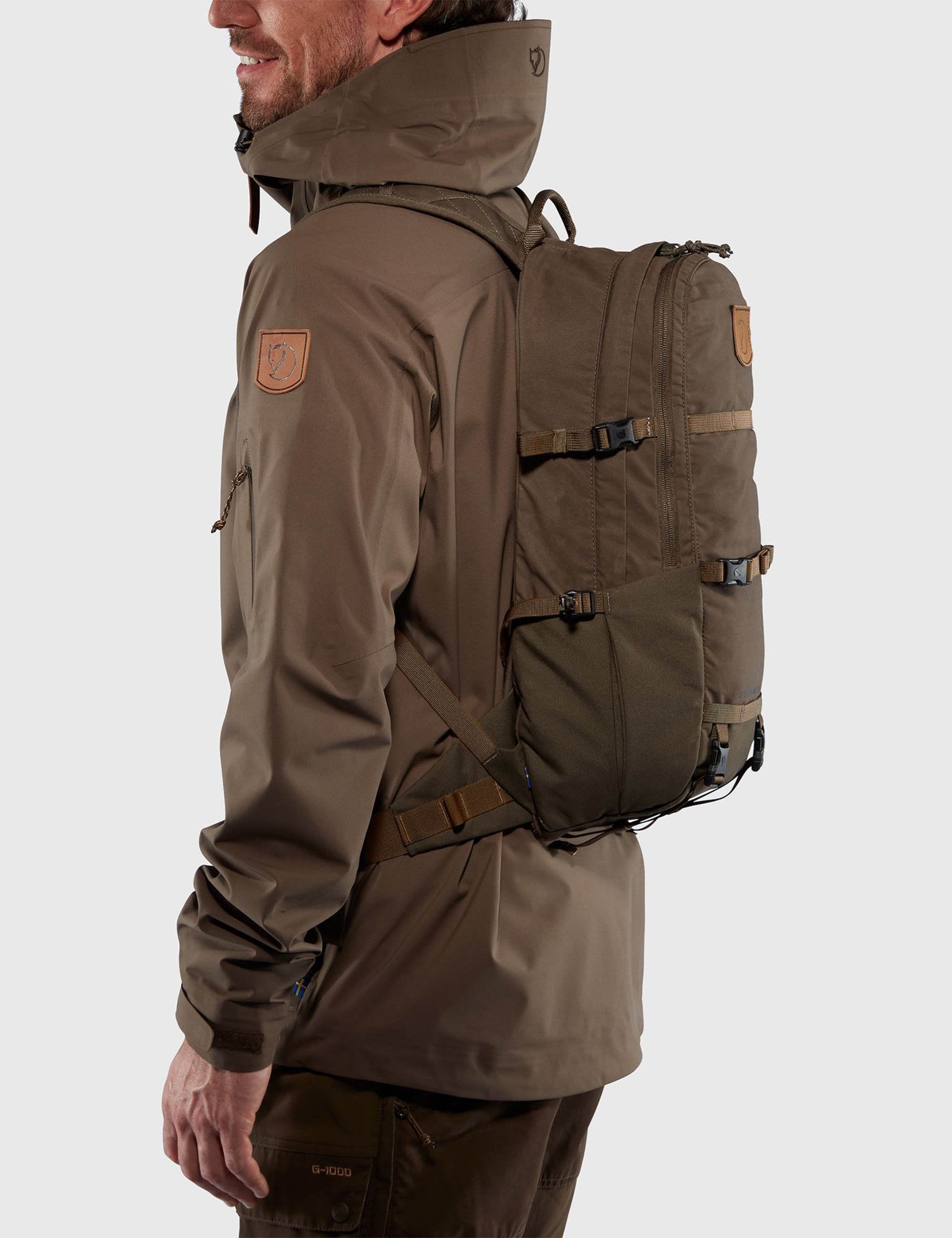 Fjallraven Lappland Hiking 15L Backpack - Dark Olive