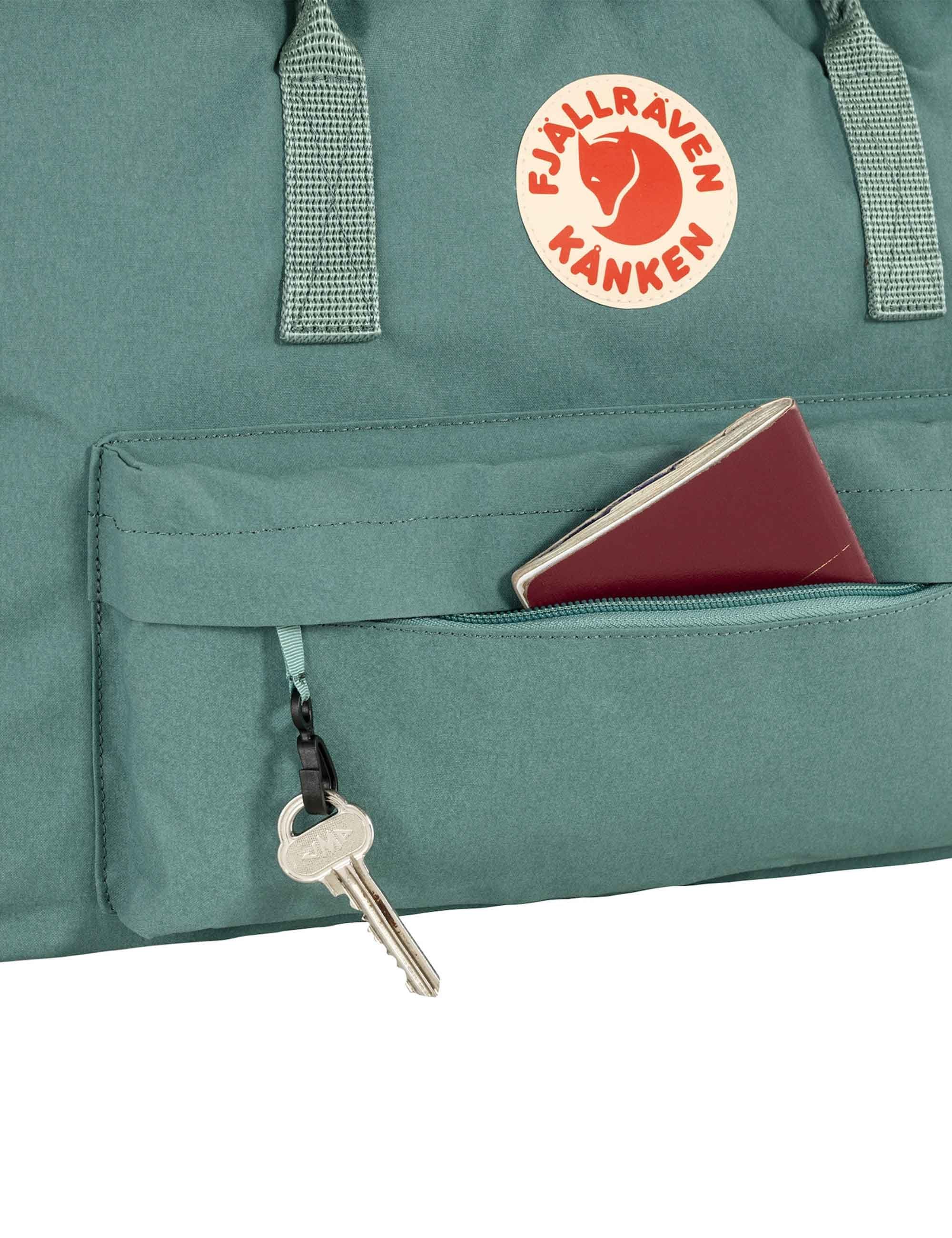 Fjallraven Kanken Weekender Duffel Bag 30L - Frost Green