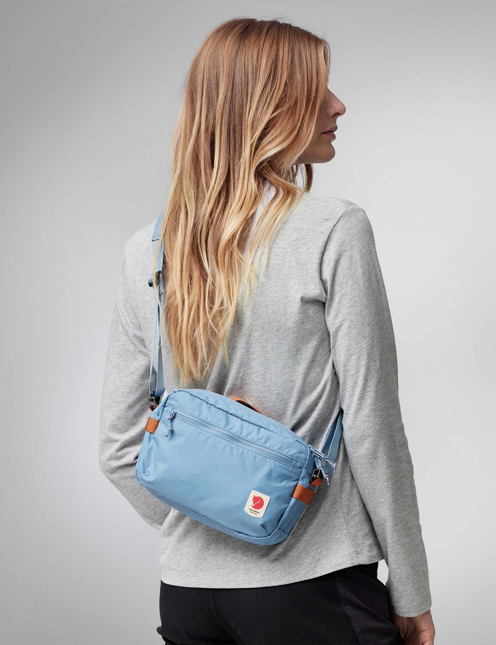 High Coast Crossbody 3L Bag - Sunset Orange