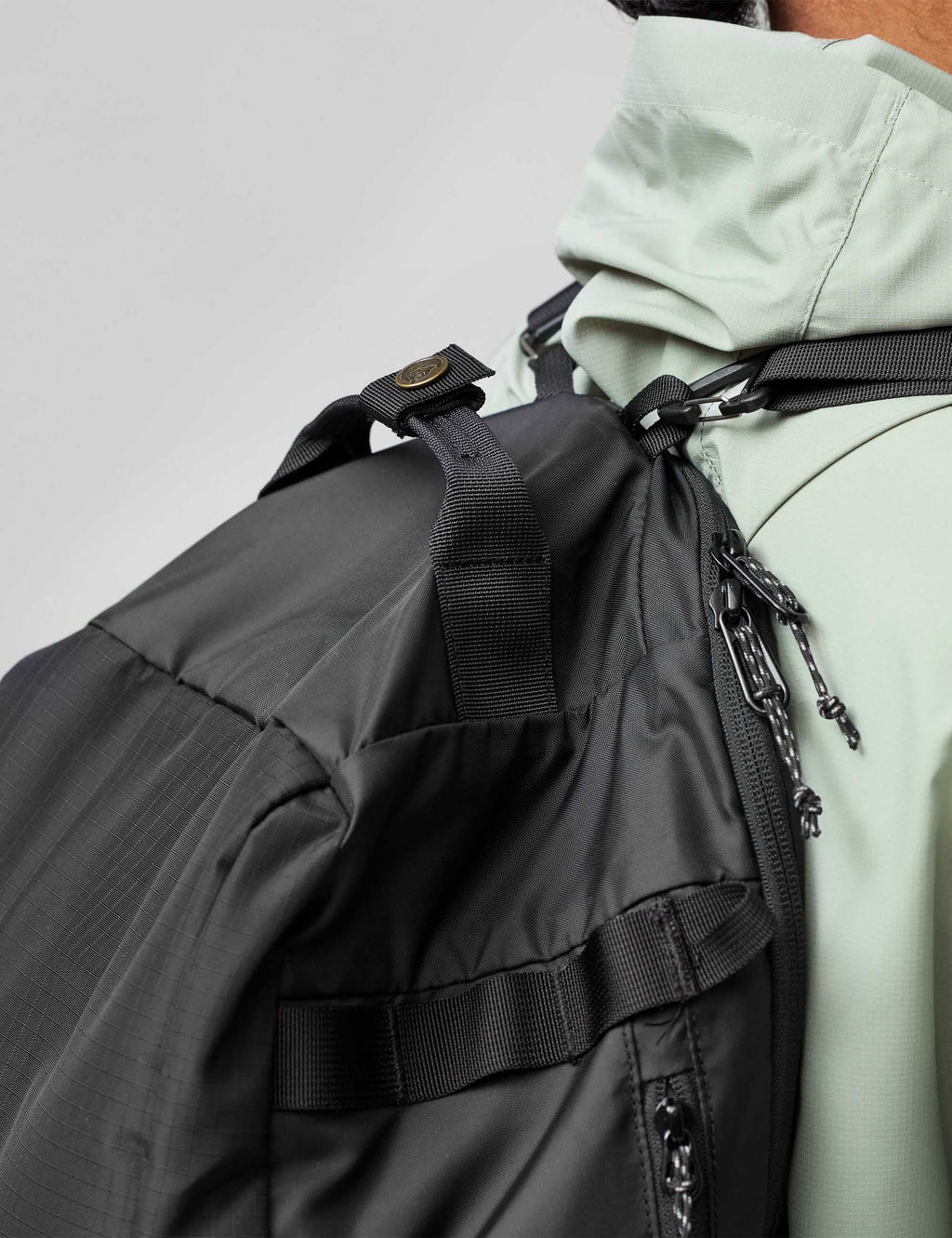 High Coast Duffel Bag 22L - Patina Green