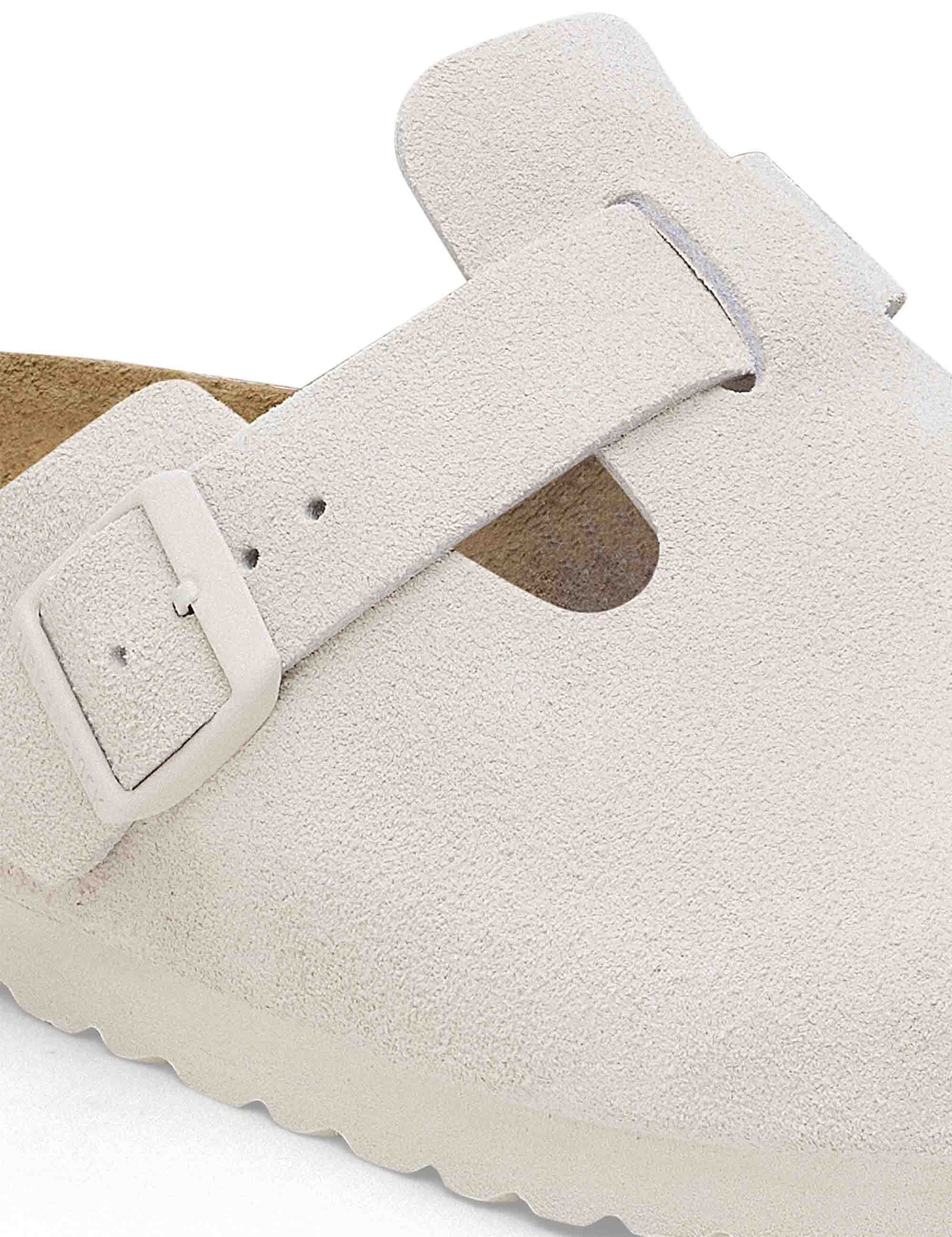 Birkenstock Women's Boston Suede Mules LEVE - Antique White (Regular Fit)