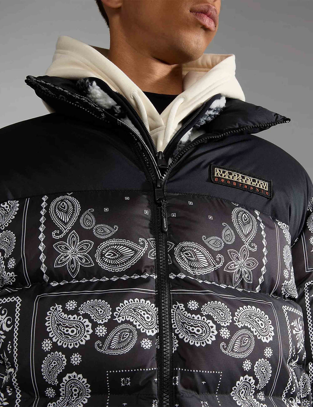 Paisley Puffer Jacket - Black
