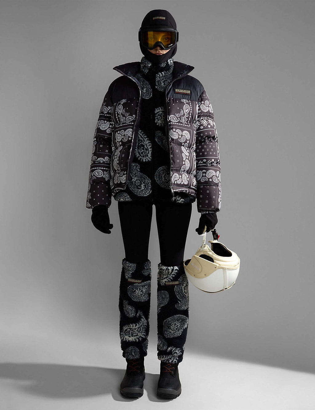 Paisley Puffer Jacket - Black