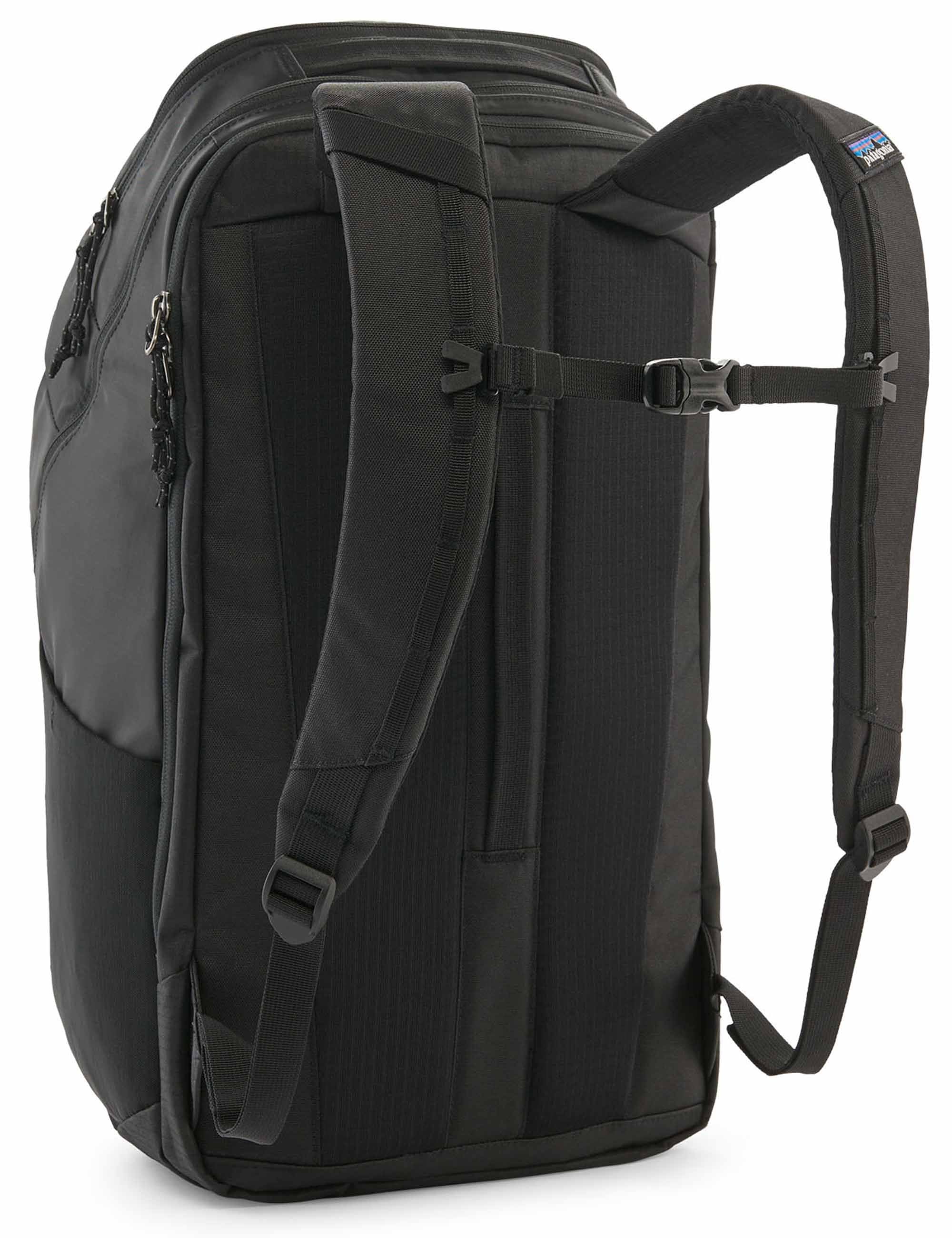 Black Hole Backpack 32L - Black