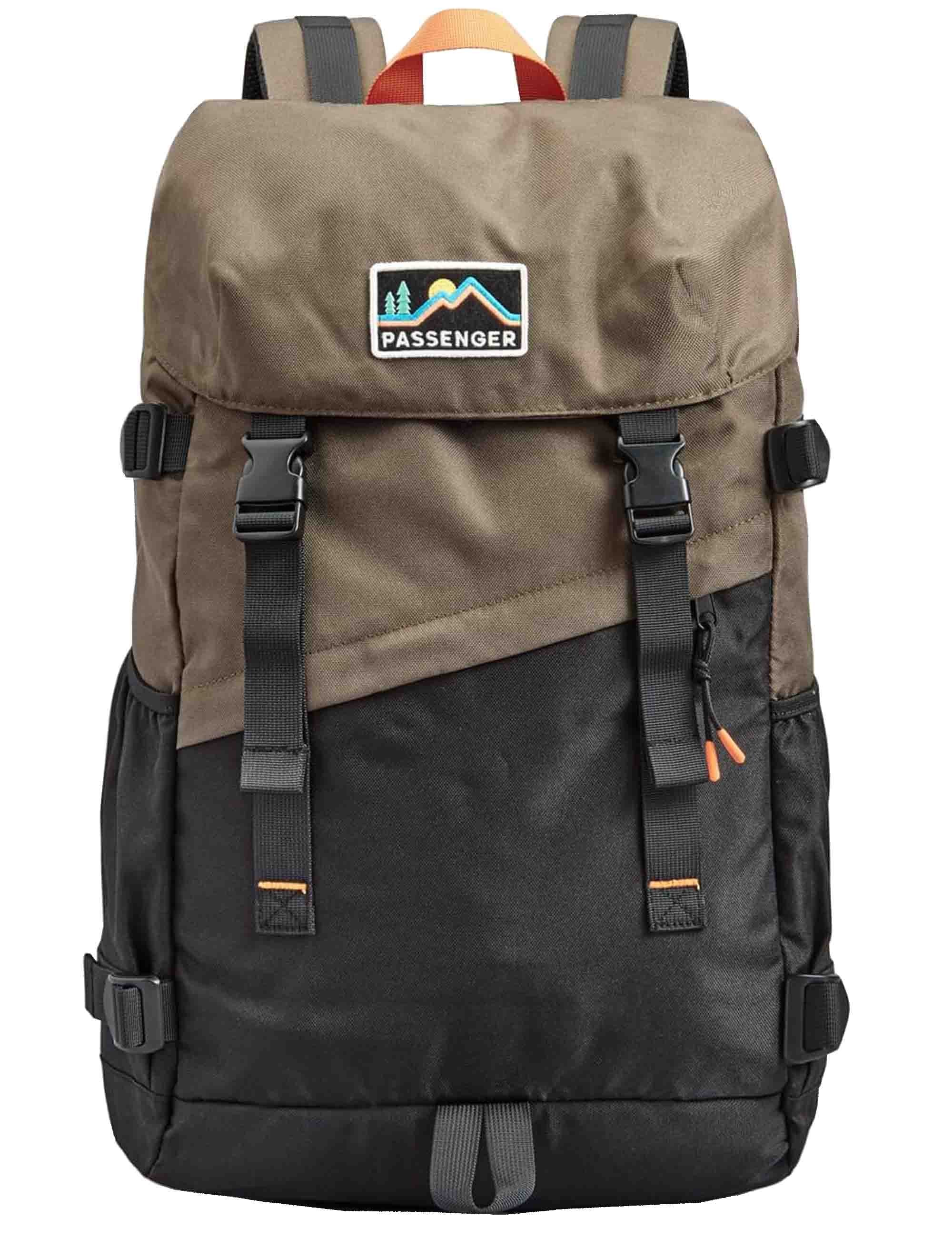 Boondocker 26L Recycled Backpack - Black/Khaki