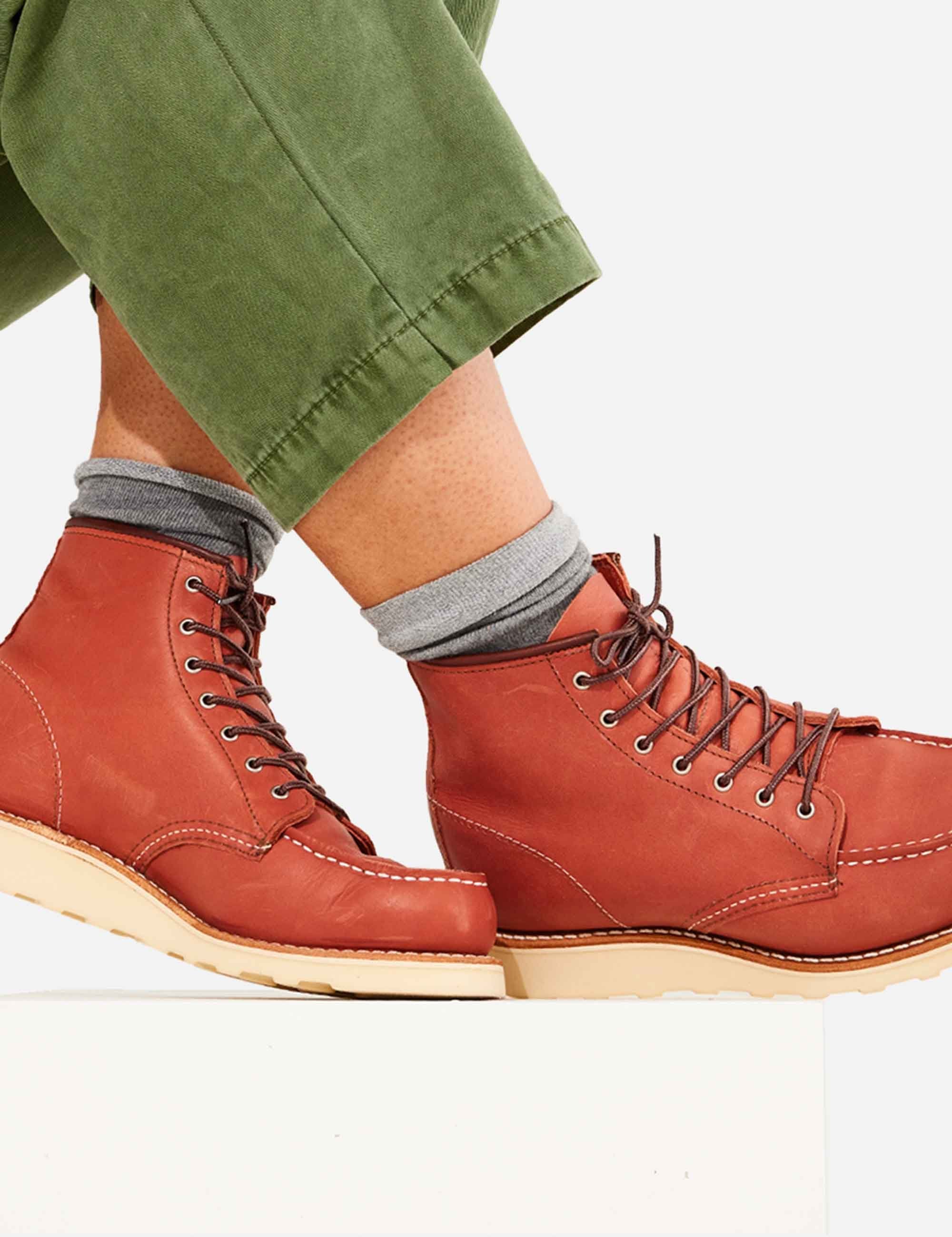 Red Wing Women's 3425 Heritage 6" Moc Toe Boot - Auburn Legacy Leather
