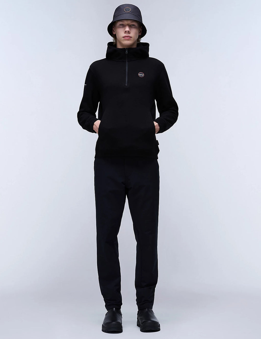 Badge Half Zip Hooded Sweat - Black