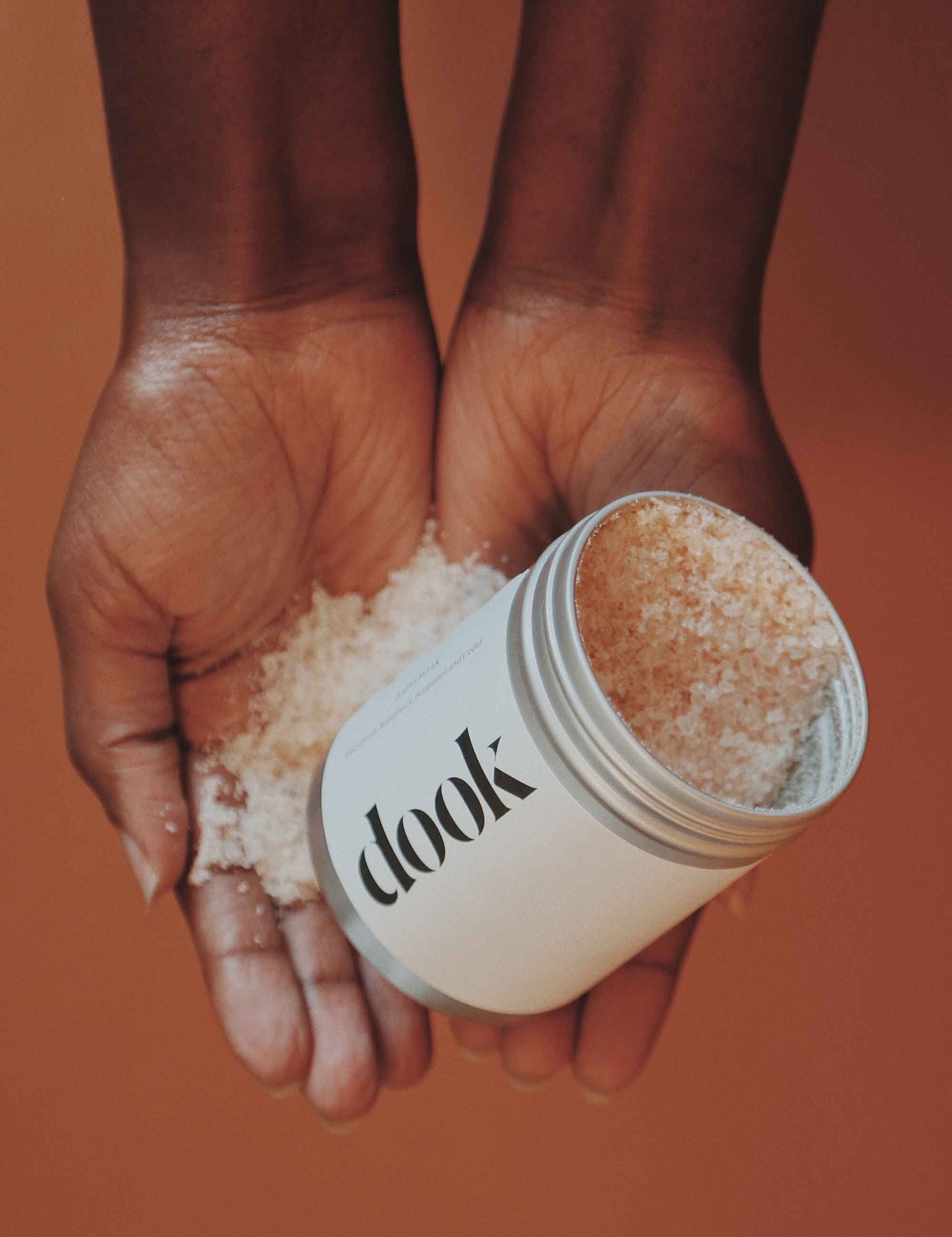 Bath Salts Tin (200g) - Mandarin, Bergamot, Rosemary and Cedar