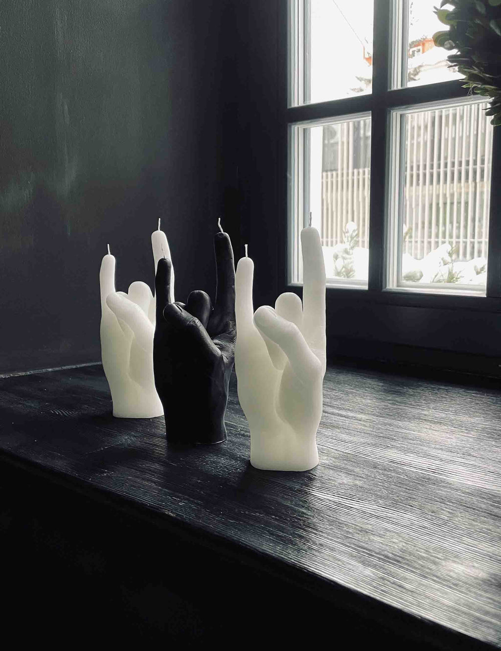 Rock You Hand Candle - White