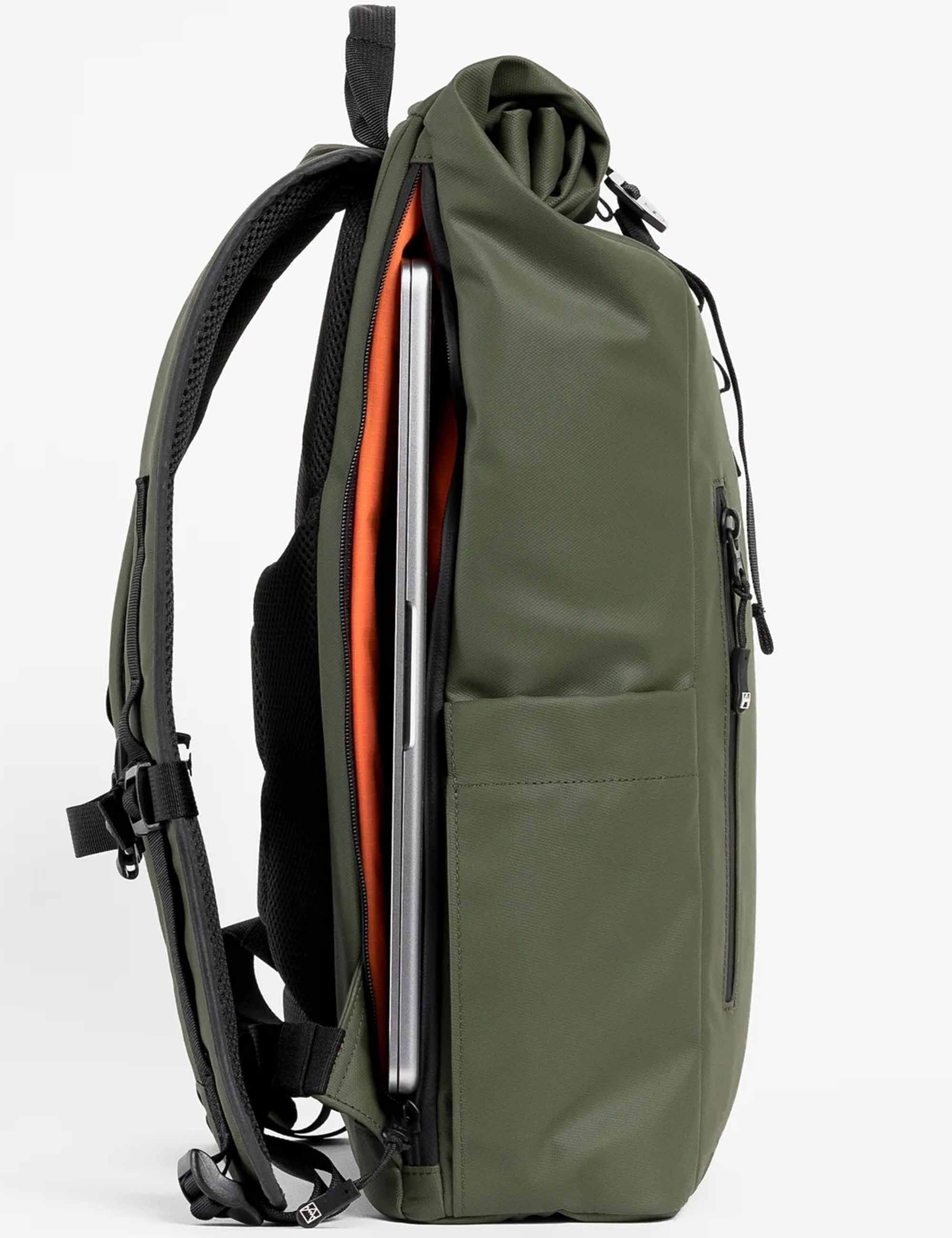 Stubble & Co The Roll Top Backpack 15L - Urban Green