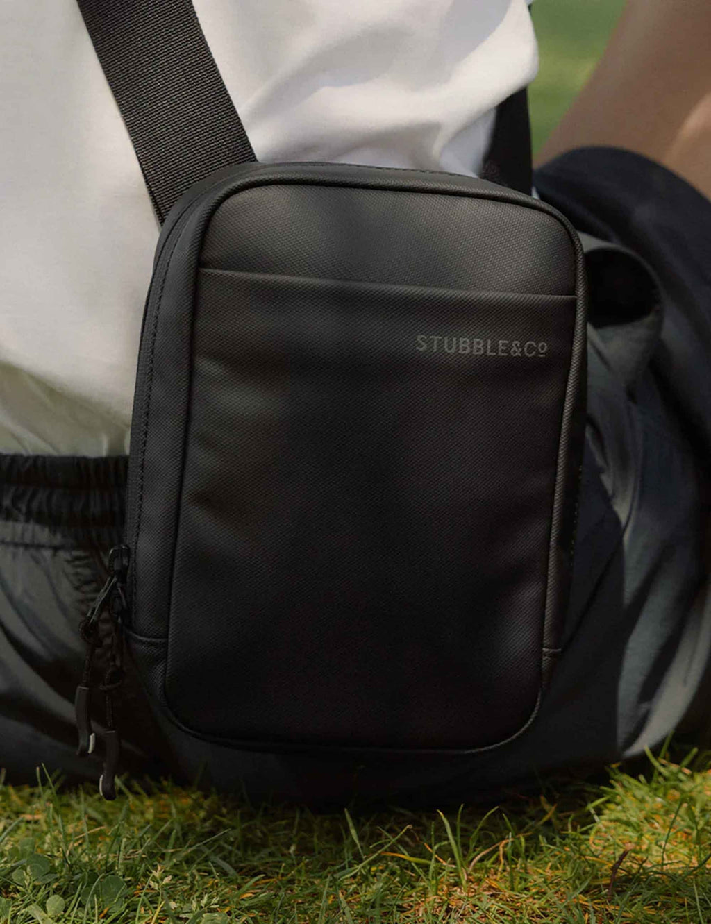 The Shoulder Bag - All Black