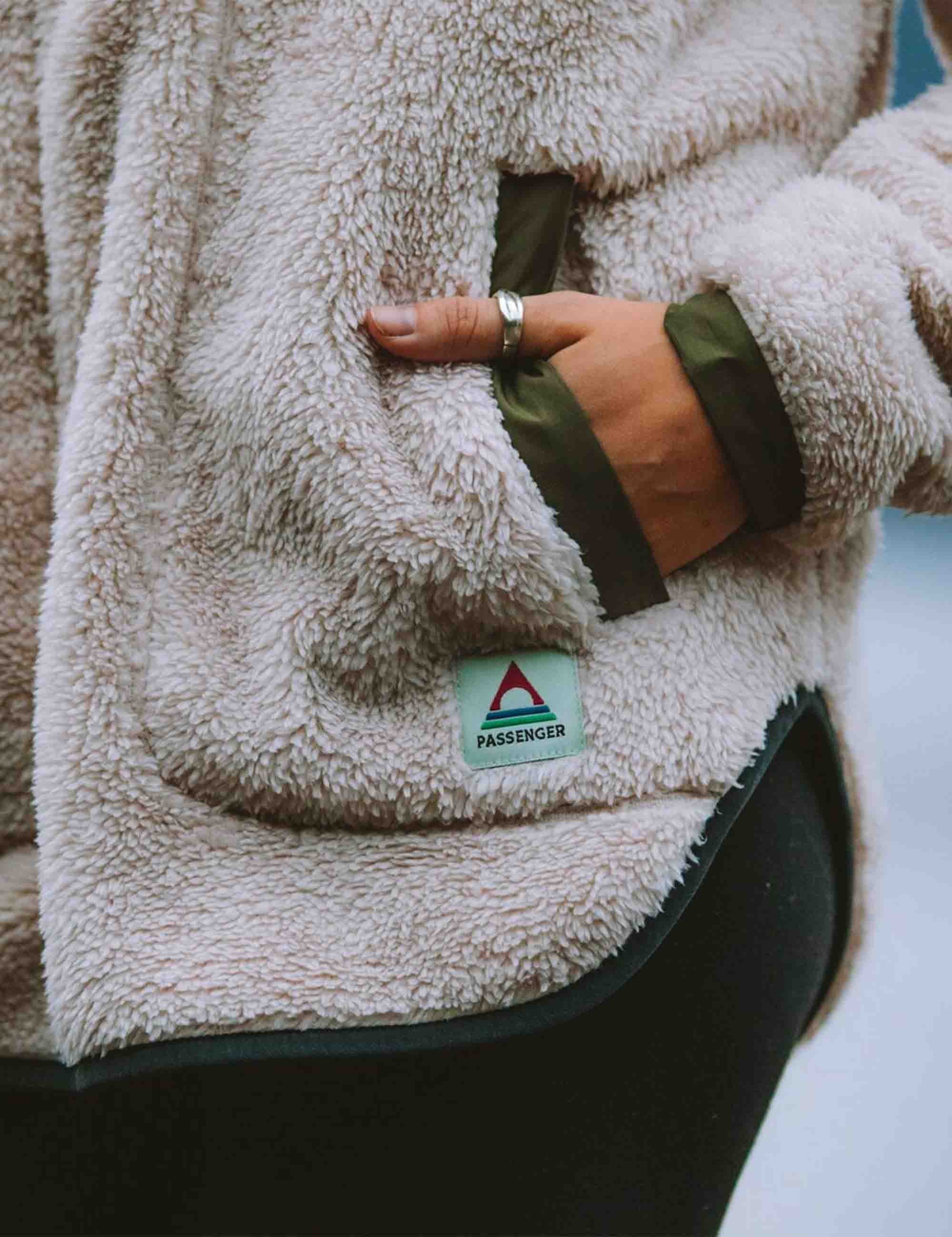 Women's Beaumont Hooded Sherpa Fleece - Vintage White