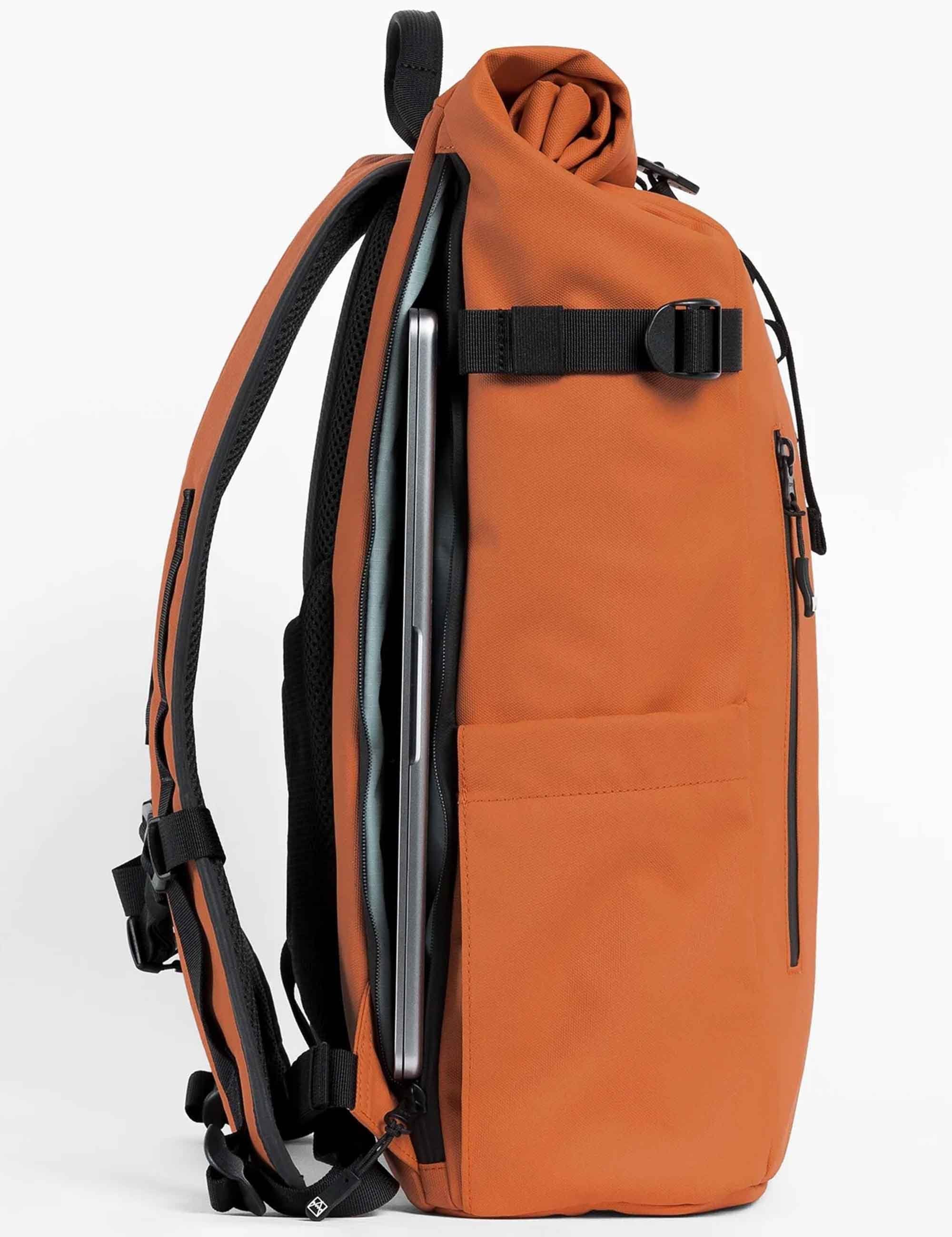 Stubble & Co The Roll Top Backpack 20L - Rust