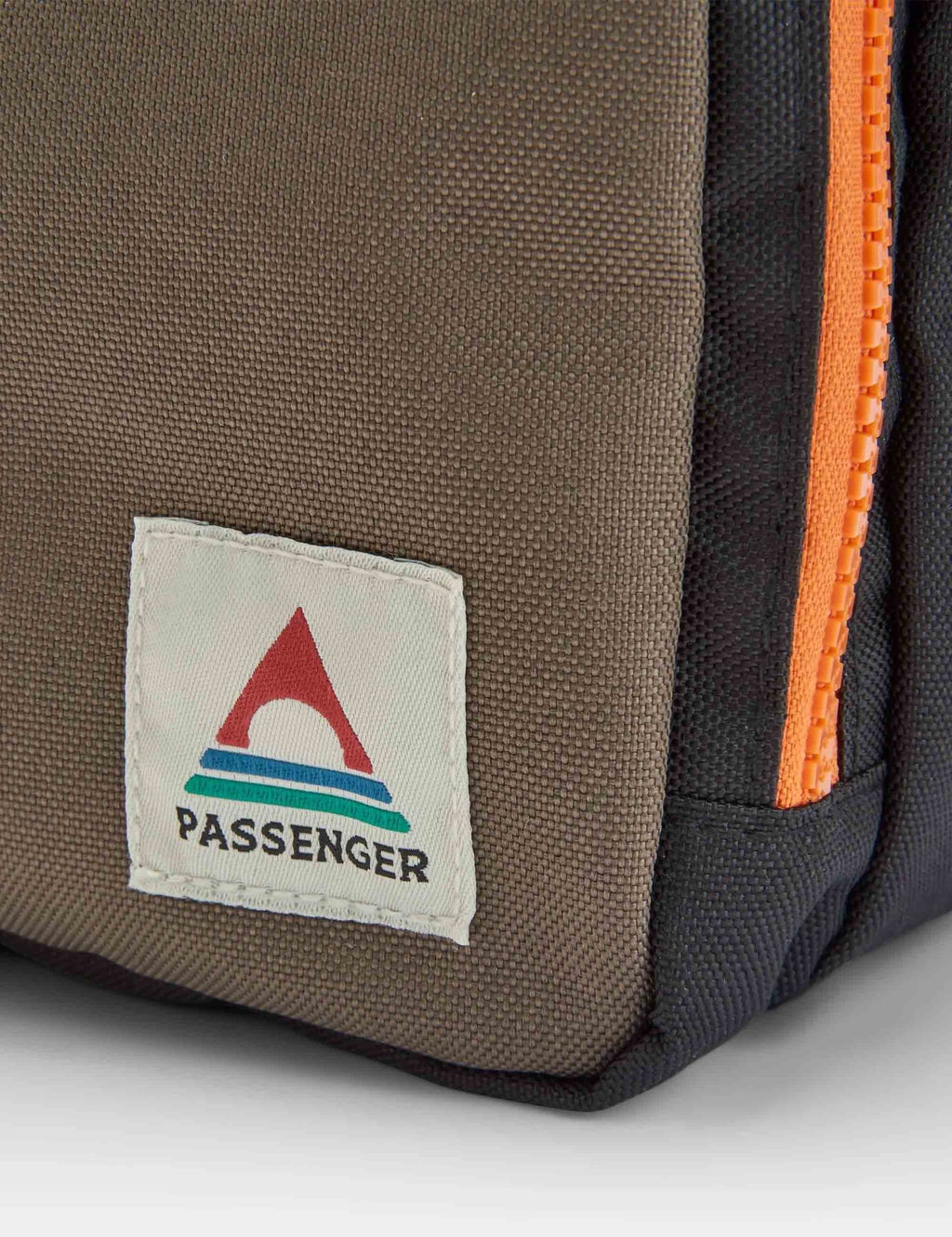 Travel Wash Kit - True Black/Khaki
