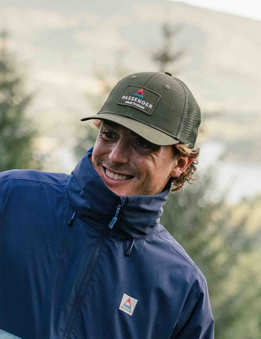 Core Trucker Cap - Khaki