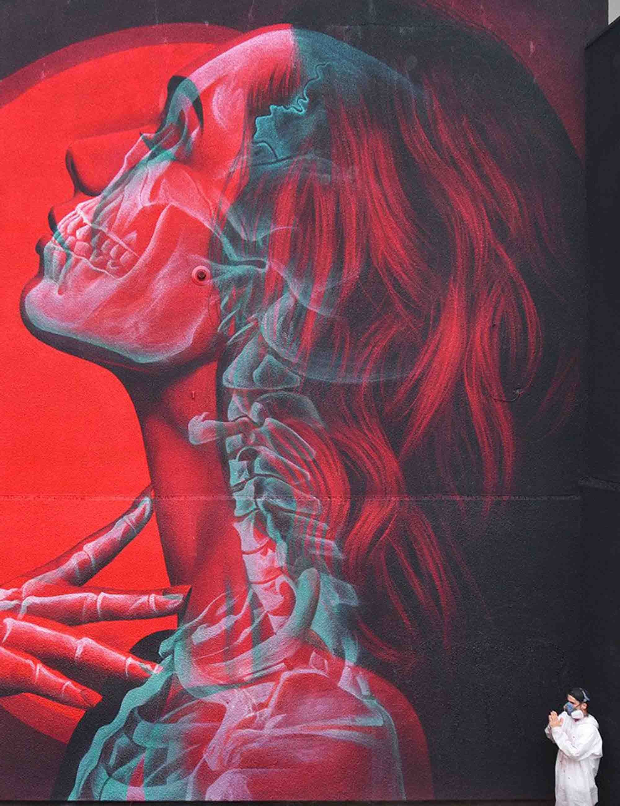 Montana Black Spray Paint - Insane 51