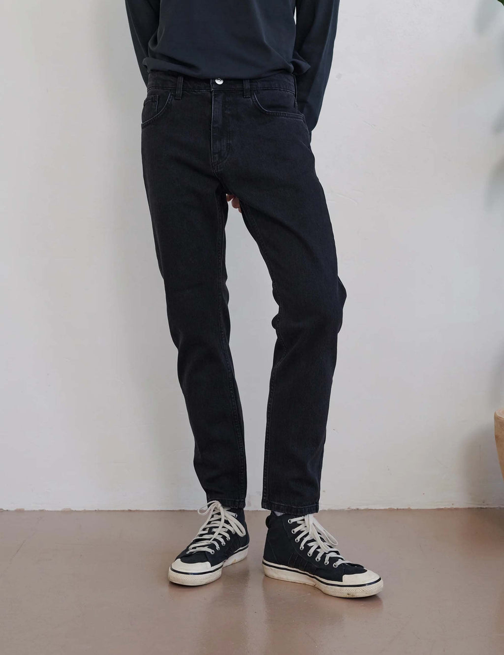 Uptight Fit Denim - Black
