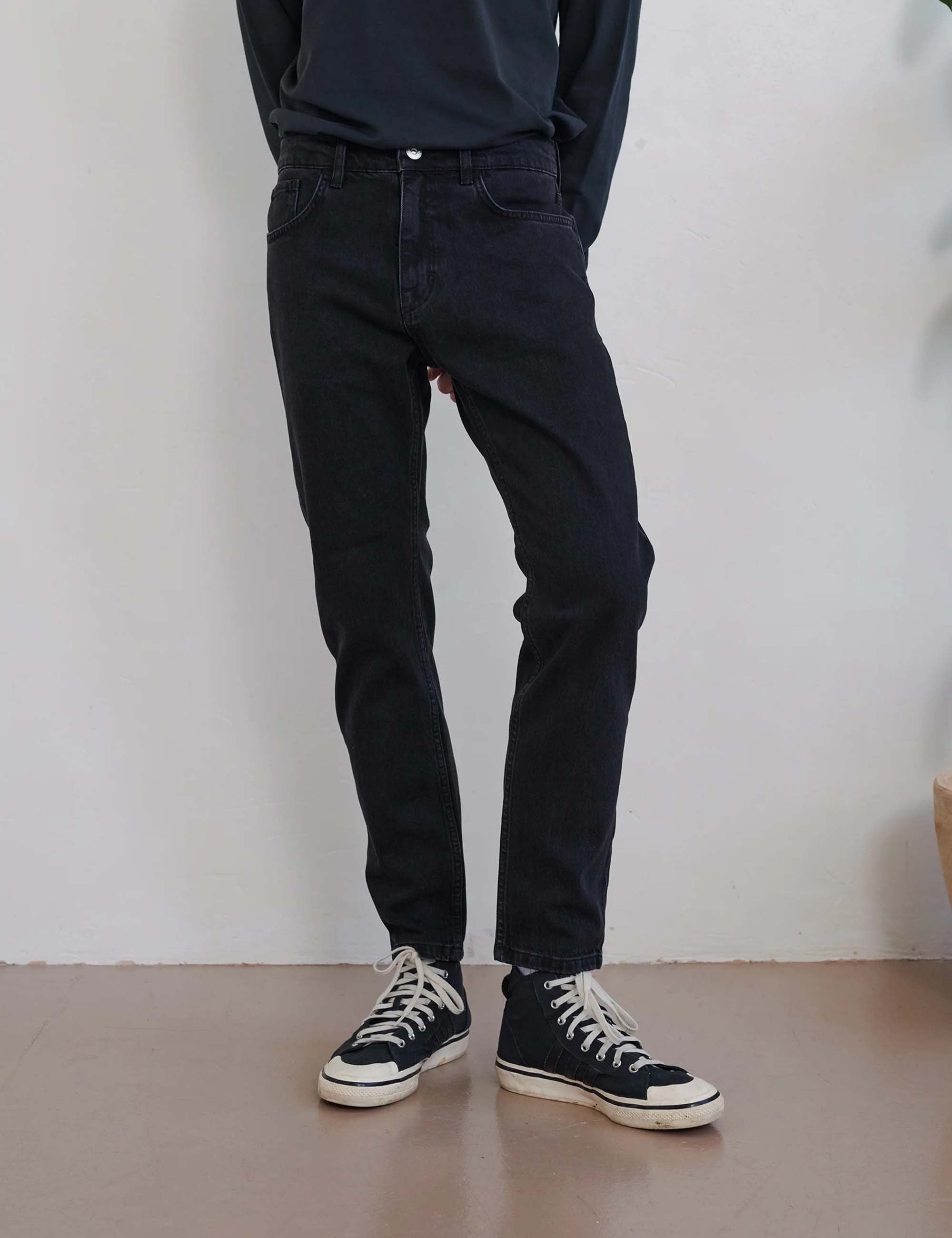 Walter Denim Uptight Fit Denim - Black
