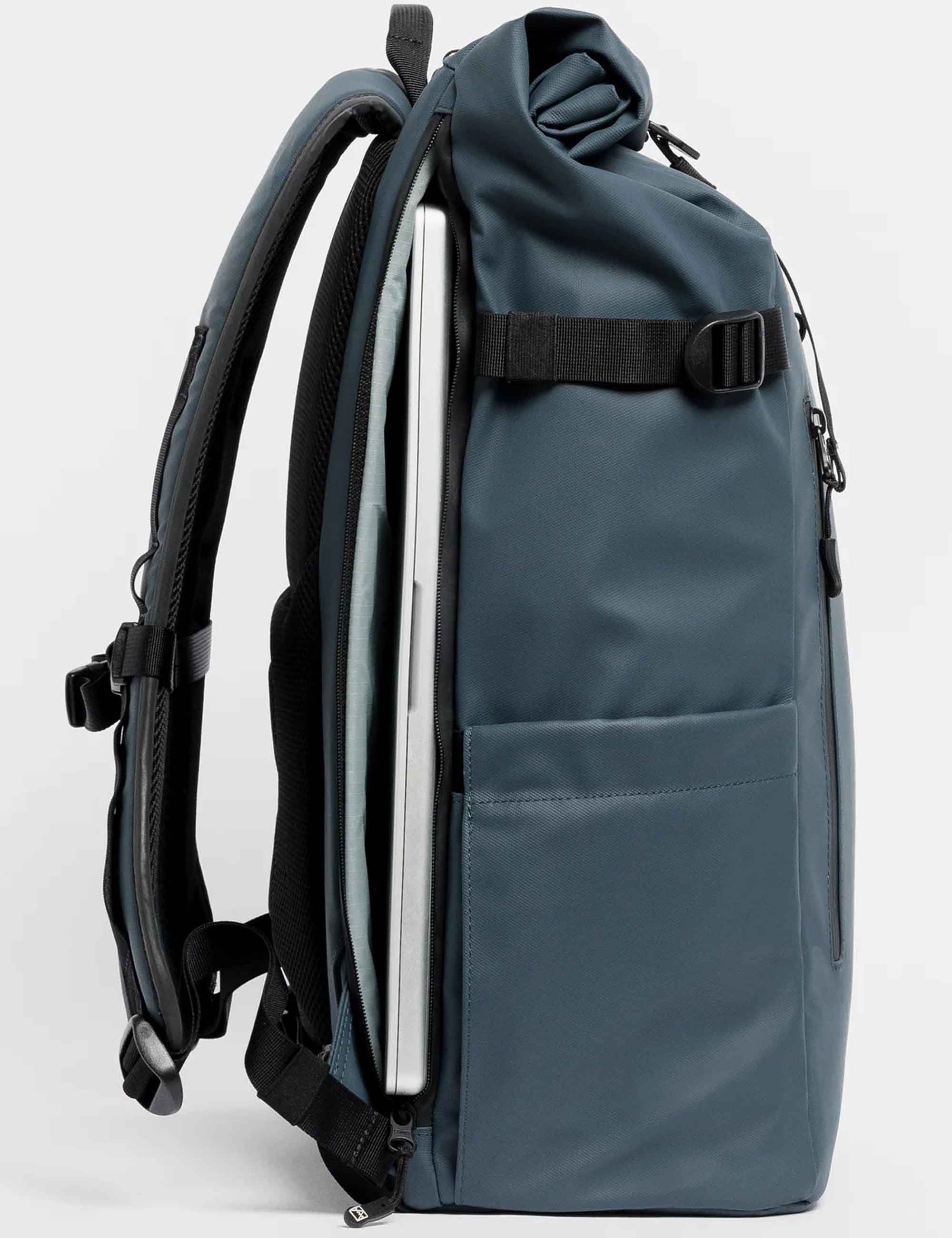 The Roll Top Backpack 30L - Tasmin Blue
