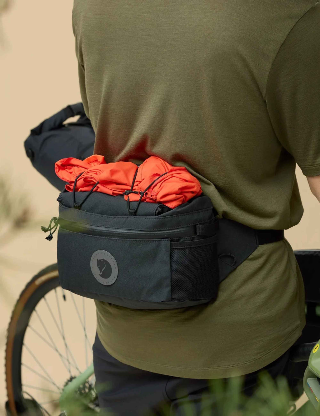 Hoja Handlebar Expandable Hip Pack - Black