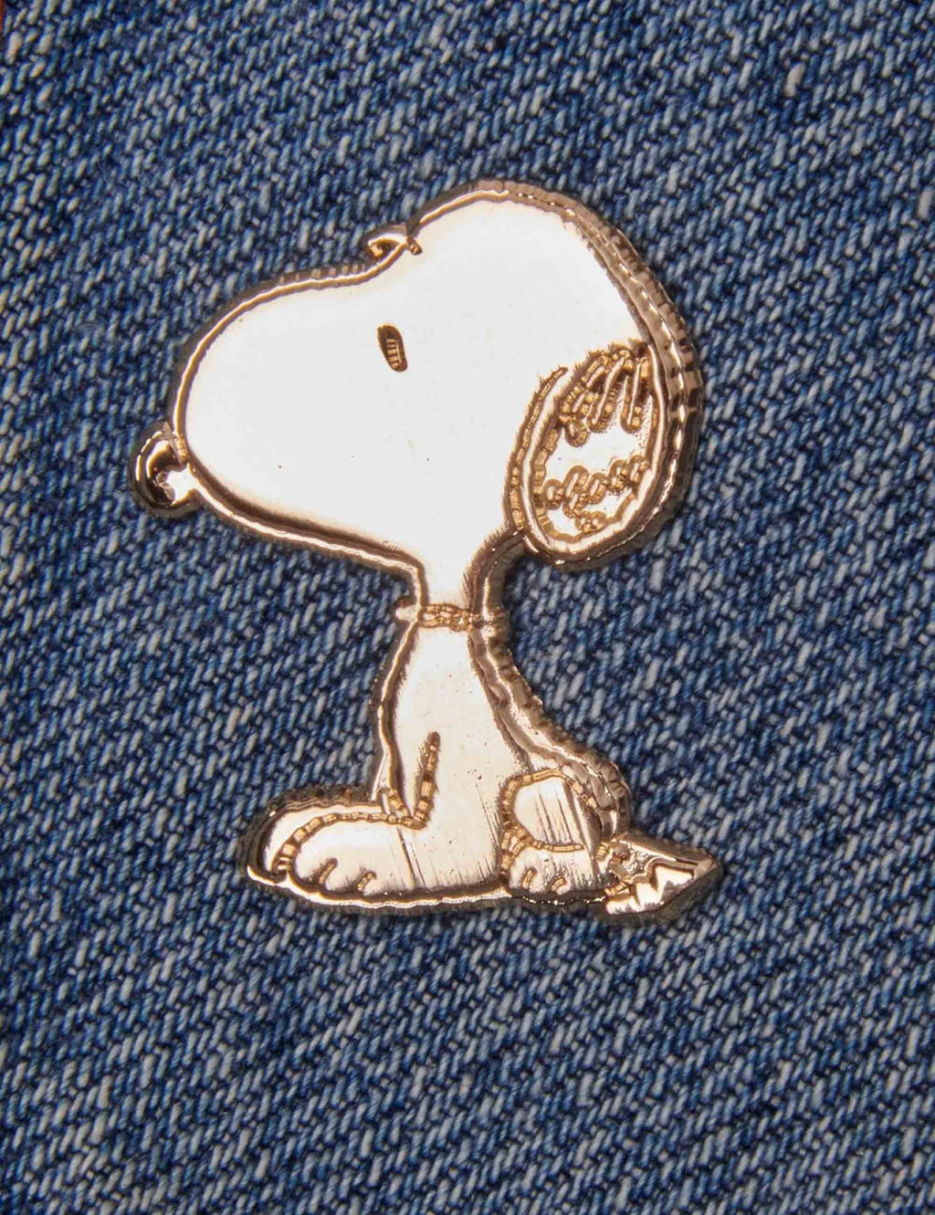 Snoopy Enamel Pin Badge - Gold, Sit Snoopy