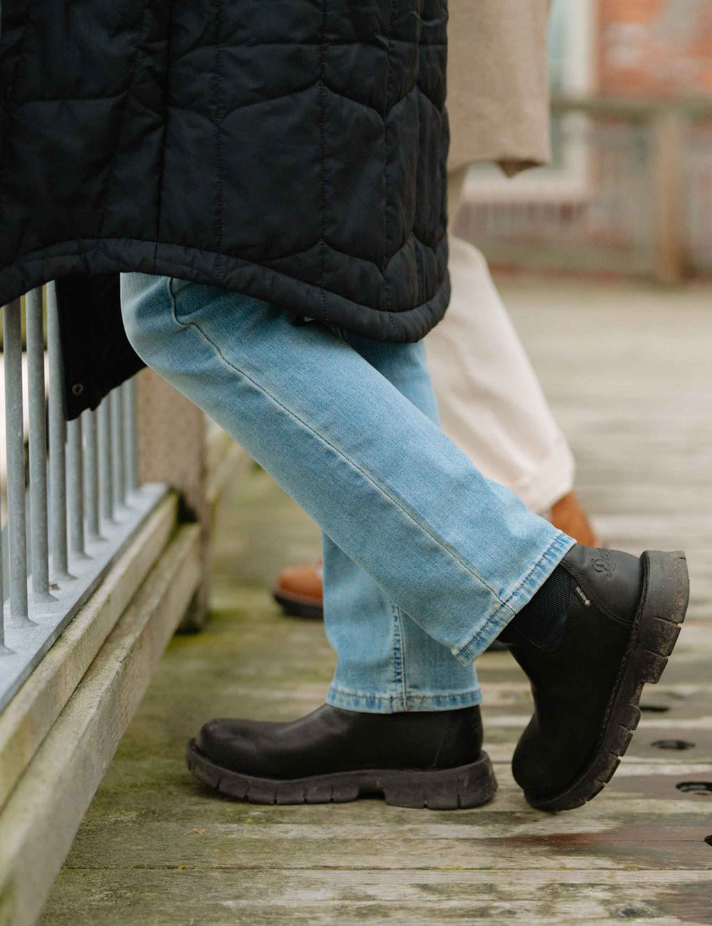 Women's Eastwood Goretex Chelsea Boot - Black