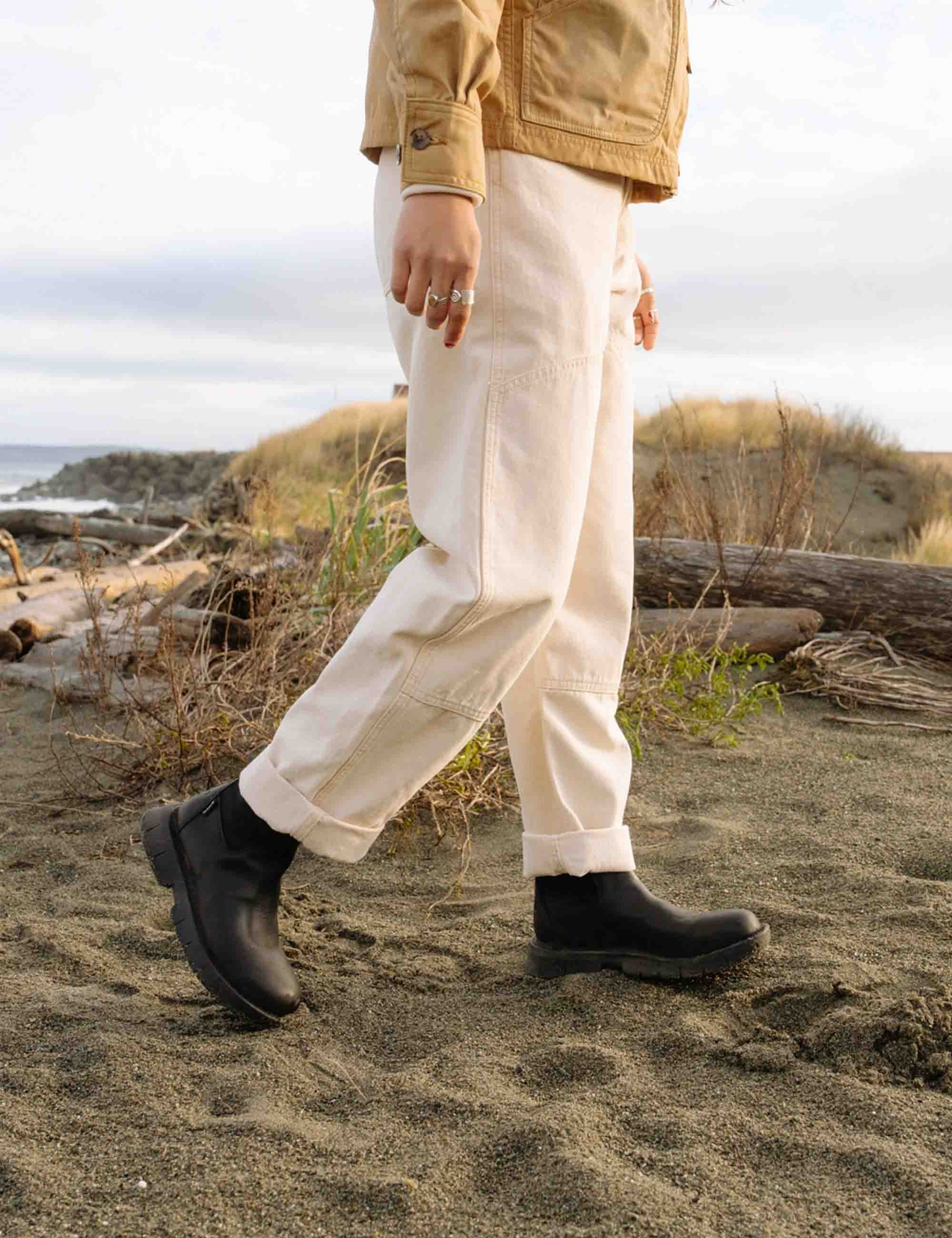 Women's Eastwood Goretex Chelsea Boot - Black