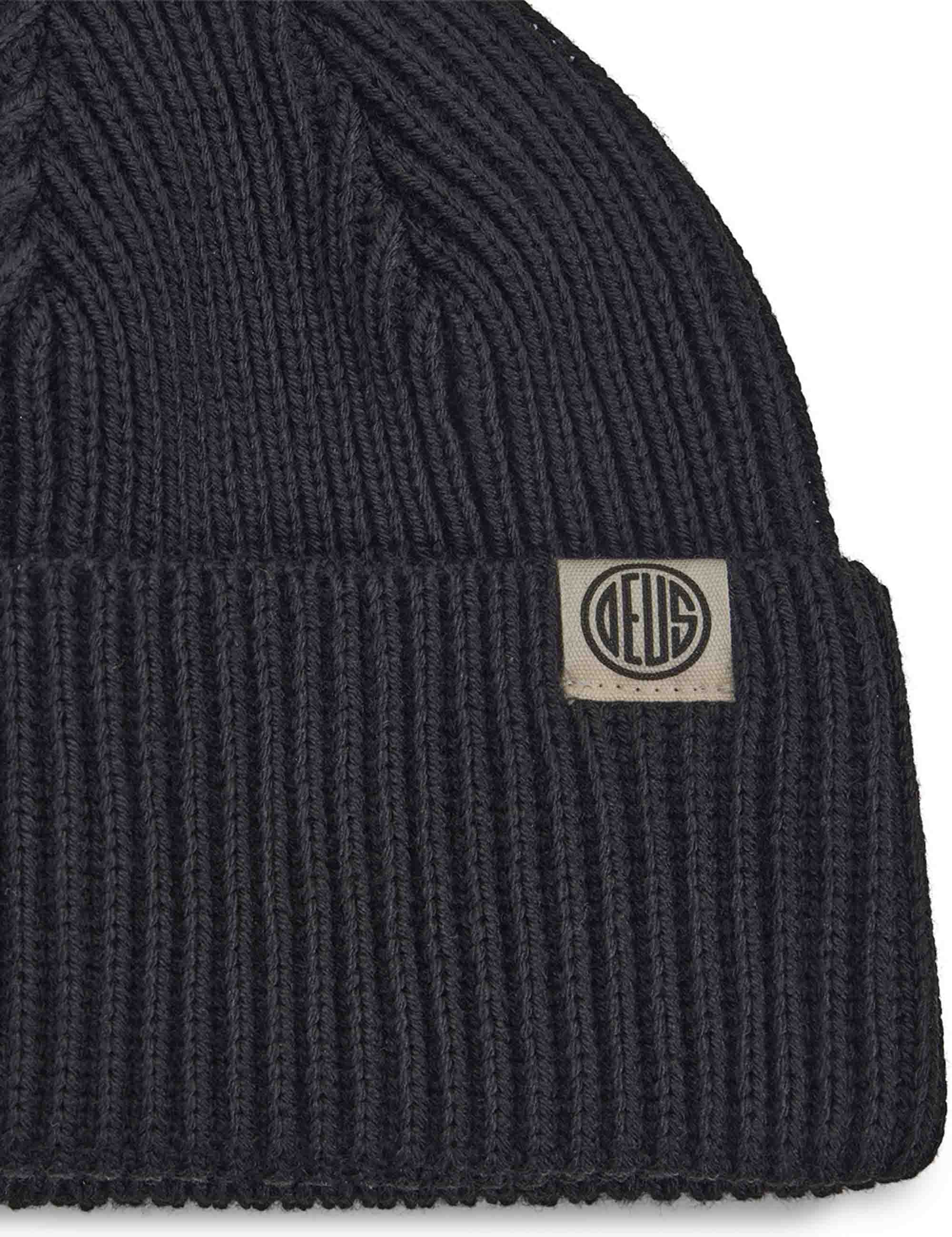 Pill Merino Beanie Hat - Black